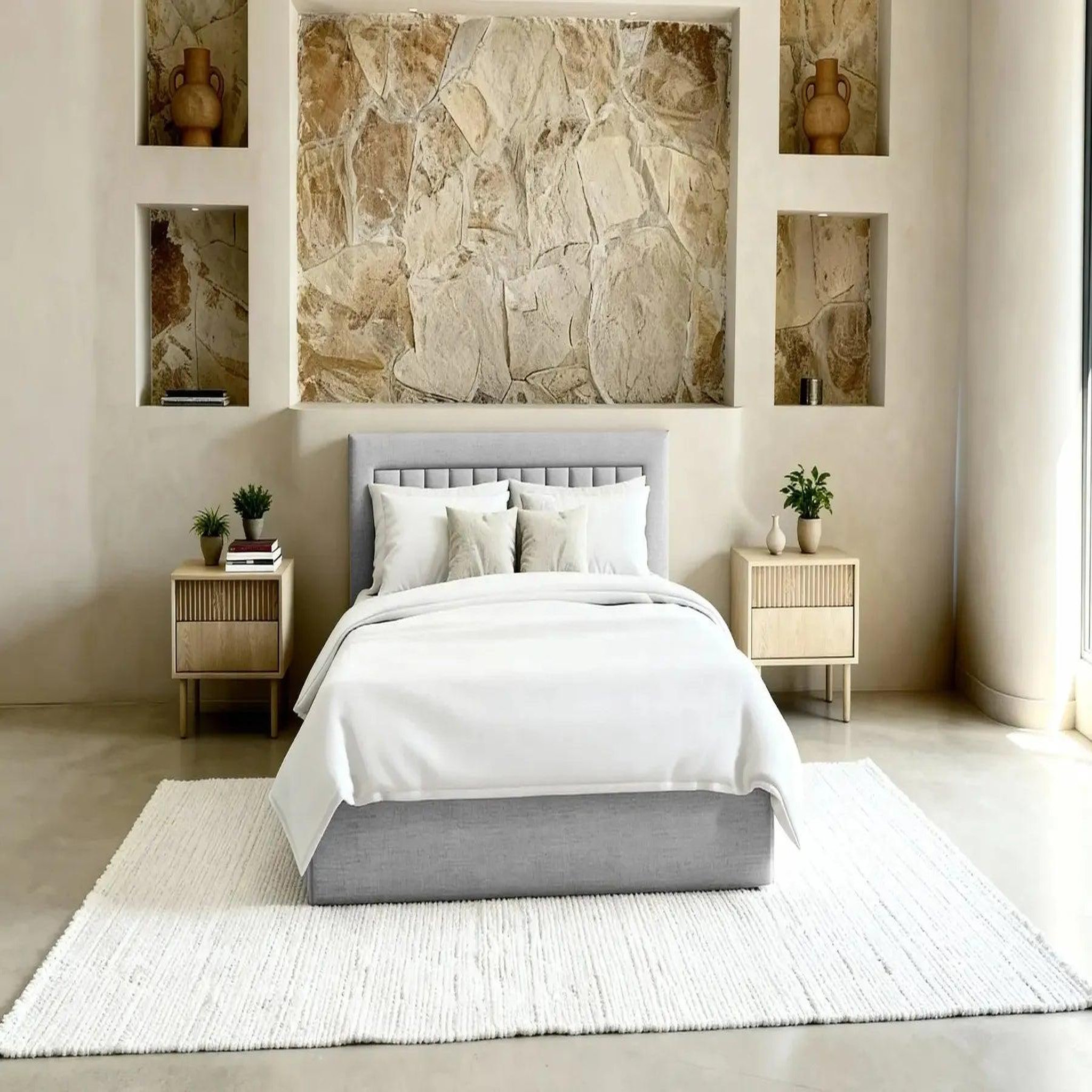 Voir la diapositive 4 : CASANOVA PARIS Camille - lit coffre tissu velours