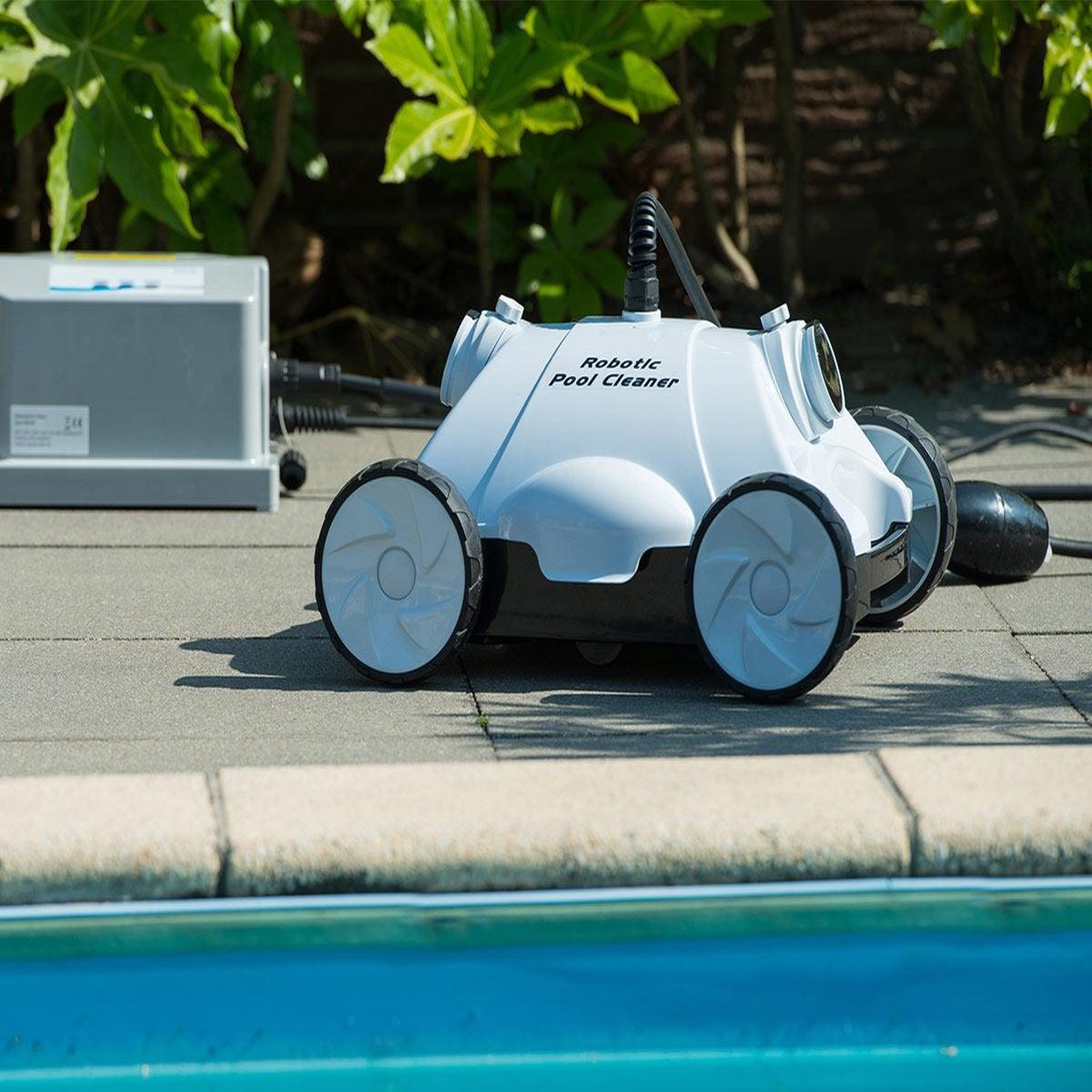 Voir la diapositive 4 : Ubbink Robot de piscine électrique robotclean 1 - ubbink