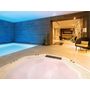 Voir la diapositive 5 : Smartbox Séjour en suite en hôtel 4* avec 2h d'accès au spa à Mâcon - Coffret Cadeau Séjour