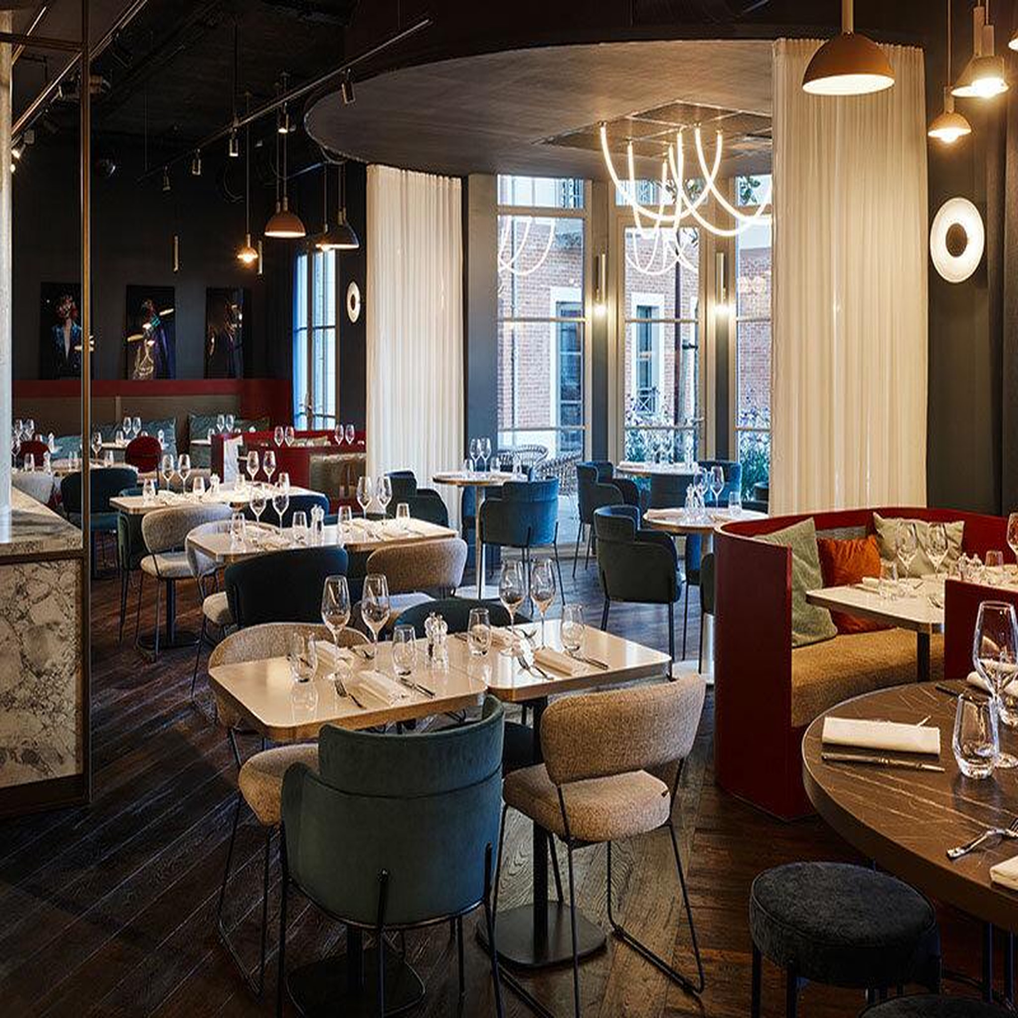 Voir la diapositive 3 : Smartbox Séjour en hôtel Mercure 4* : 2 jours avec dîner, modelage et espace détente au Touquet - Coffret Cadeau Séjour
