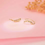 Voir la diapositive 2 : L'ATELIER D'AZUR Boucles d'Oreilles Or 18 Carats 750 Jaune - Contours Grimpeurs - Feuilles