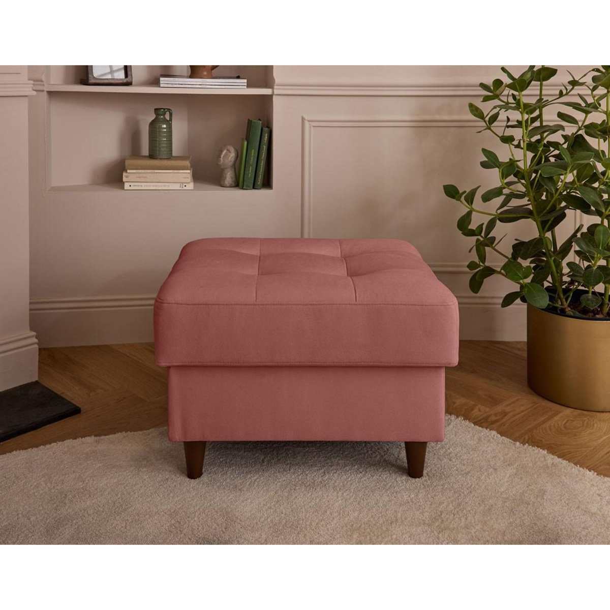 LISA DESIGN Anna - pouf en velours - pieds en bois