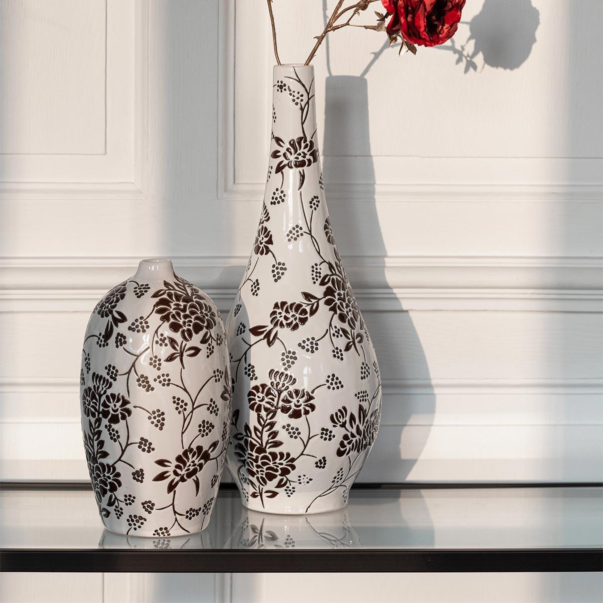 Voir la diapositive 3 : J-LINE Vase déco en porcelaine  zen  24cm noir & blanc