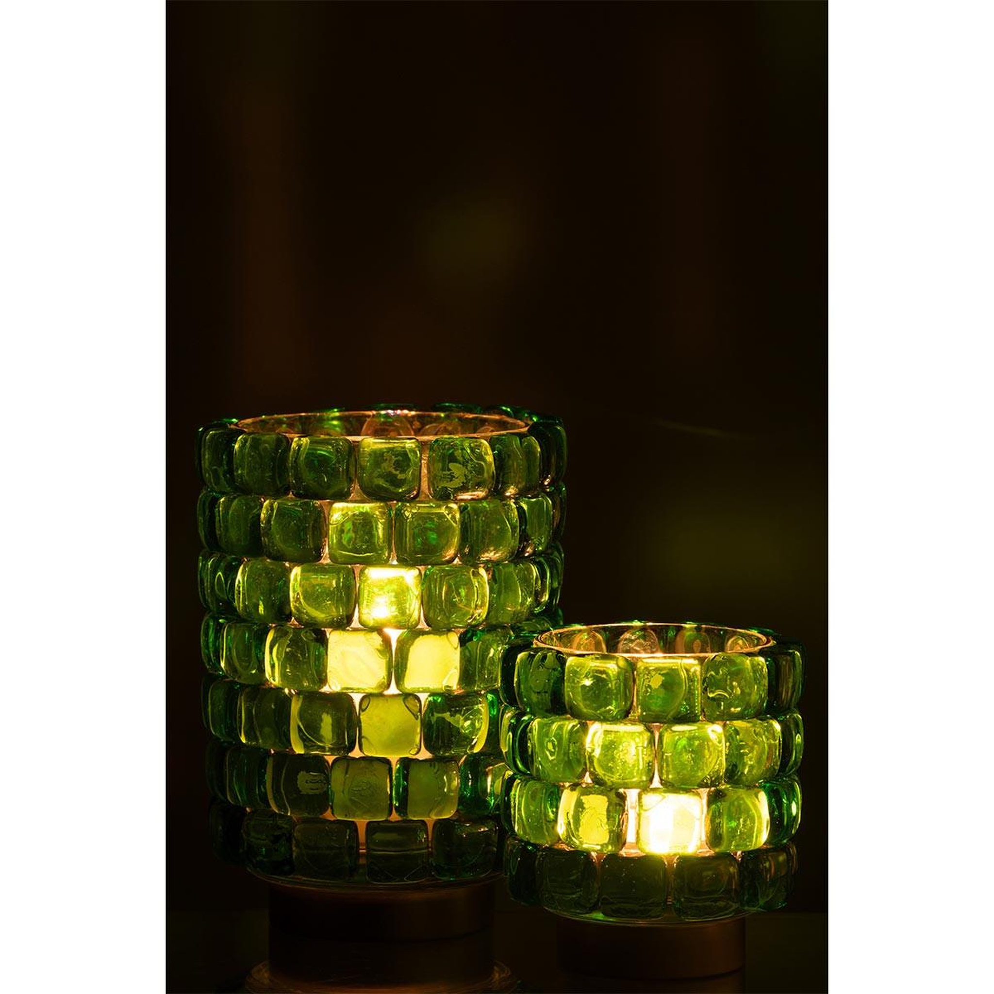 Voir la diapositive 6 : J-LINE Photophore Mosaïque en Verre  Harlan  20cm Vert
