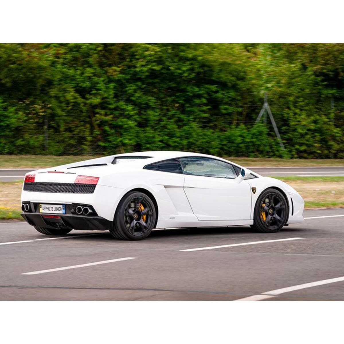 Smartbox Stage de pilotage enfant : 4 tours de circuit en Lamborghini Gallardo et en Alpine A110 S - Coffret Cadeau Sport & Aventure