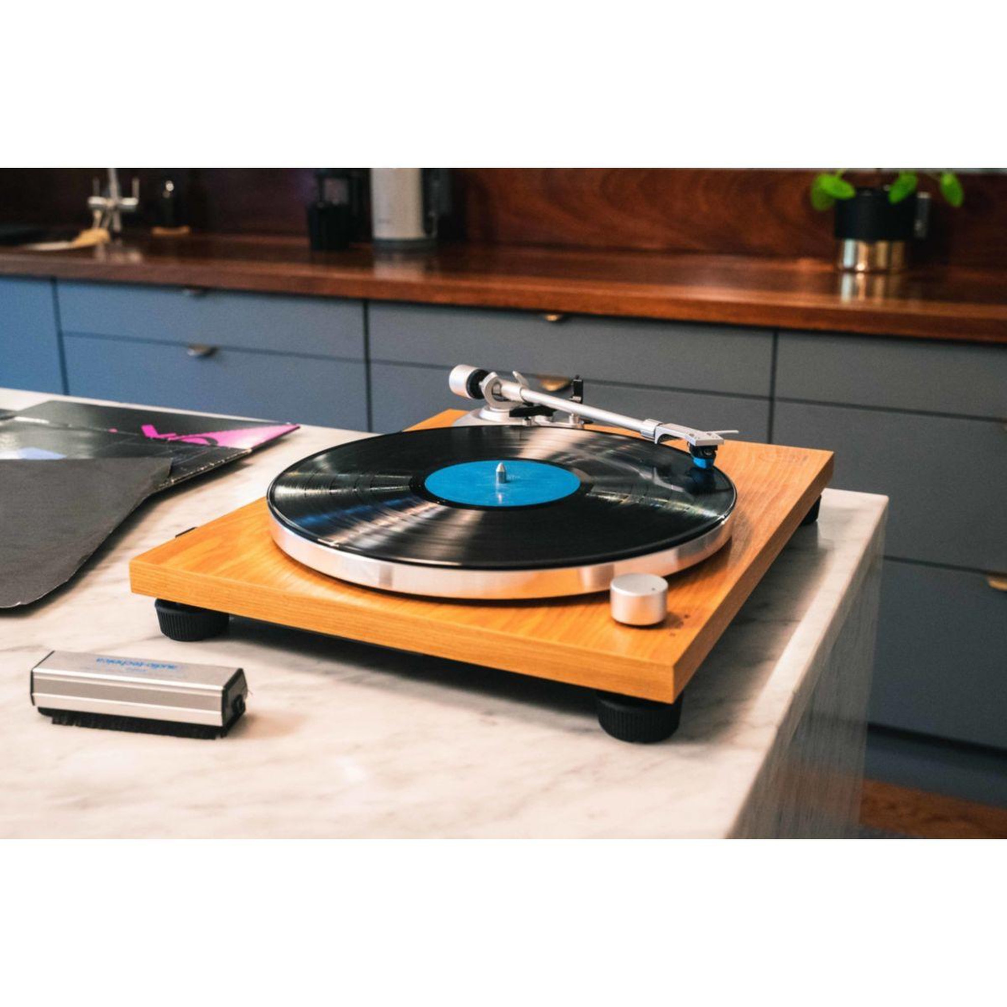 Voir la diapositive 4 : Audio-technica Platine vinyle AT-LPW30TK