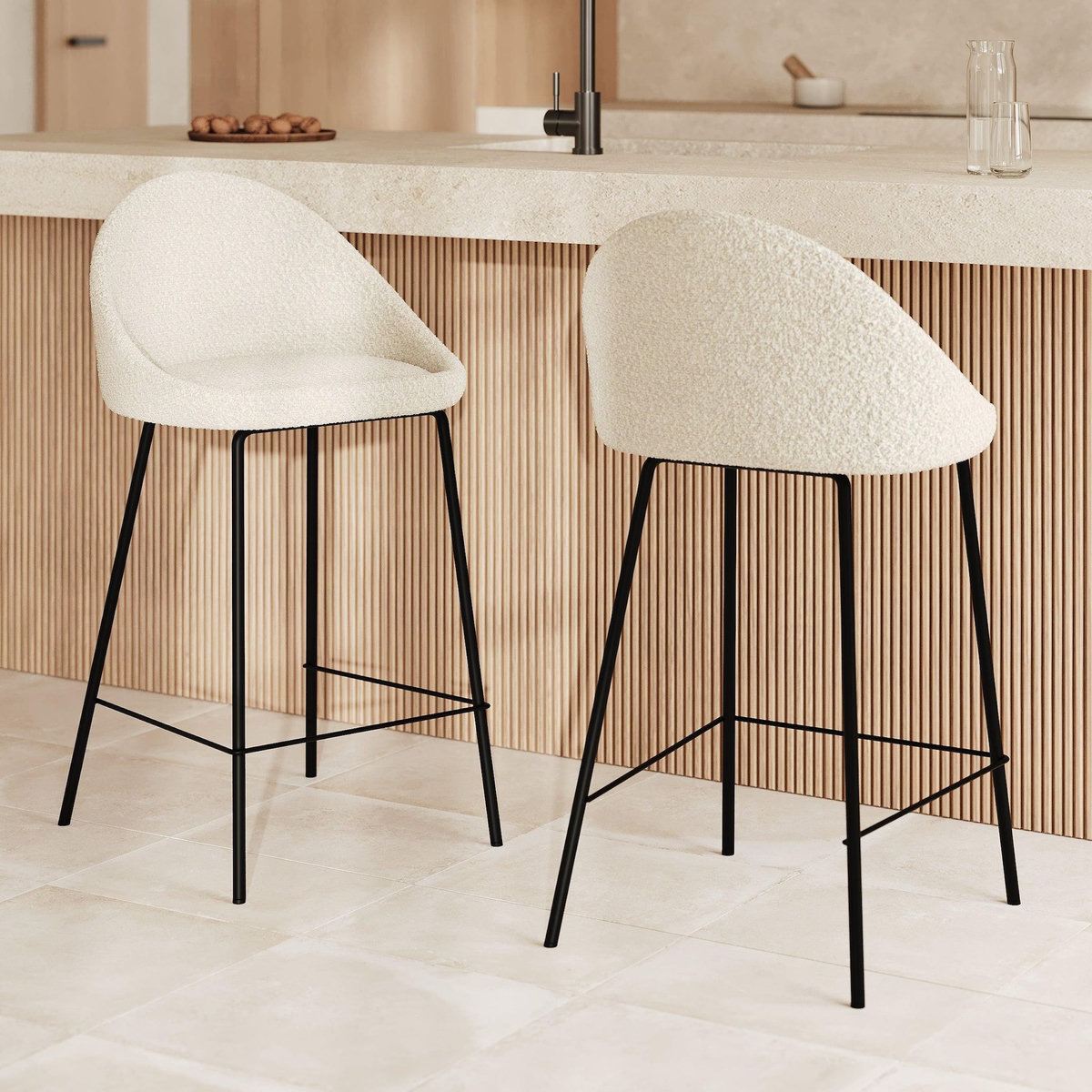 Rendez vous déco Lot de 2 chaises pour îlot central 65 cm en tissu bouclette blanc - Misty