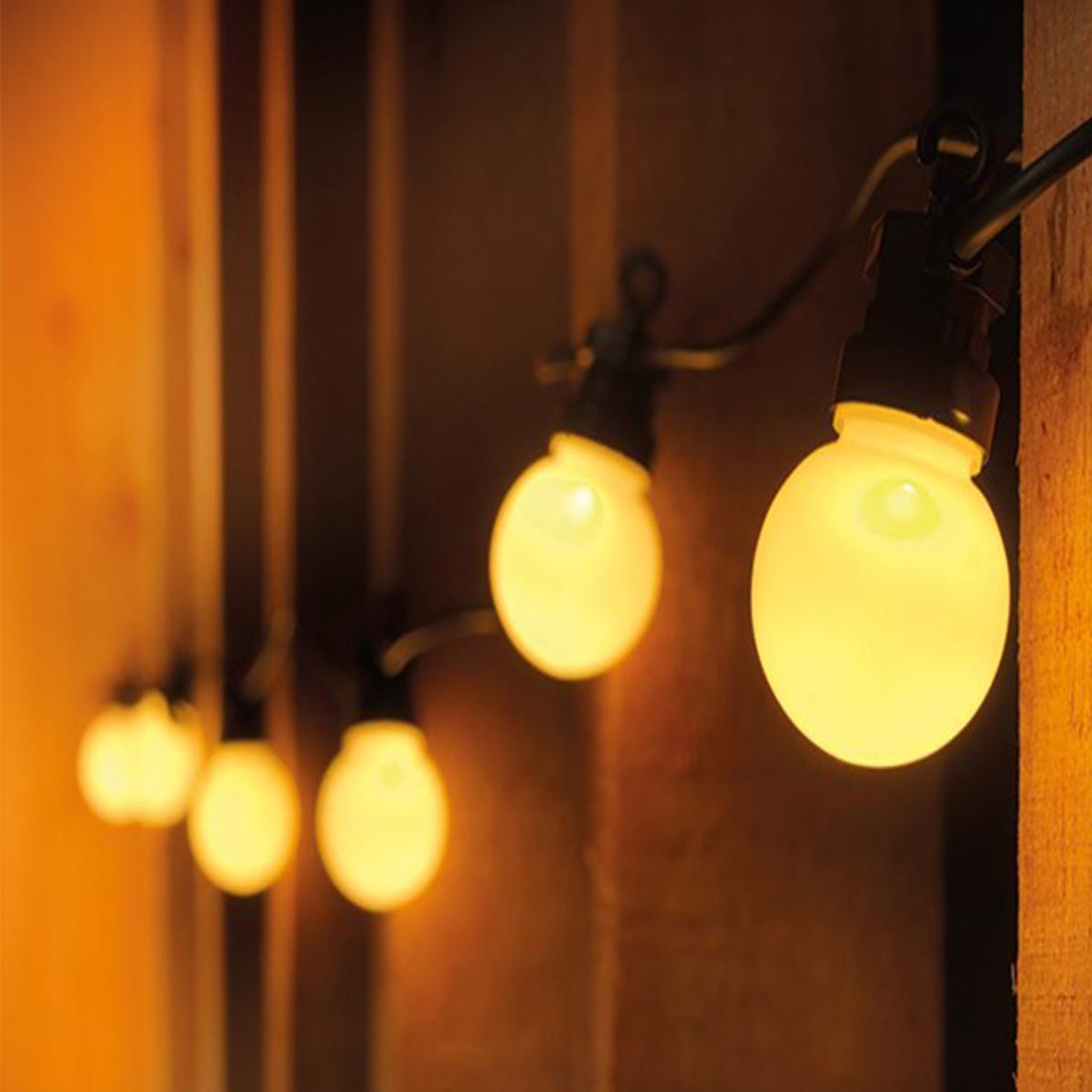 Voir la diapositive 3 : JARDIDECO Guirlande lumineuse 20 Led ampoules fumées - Blanc chaud
