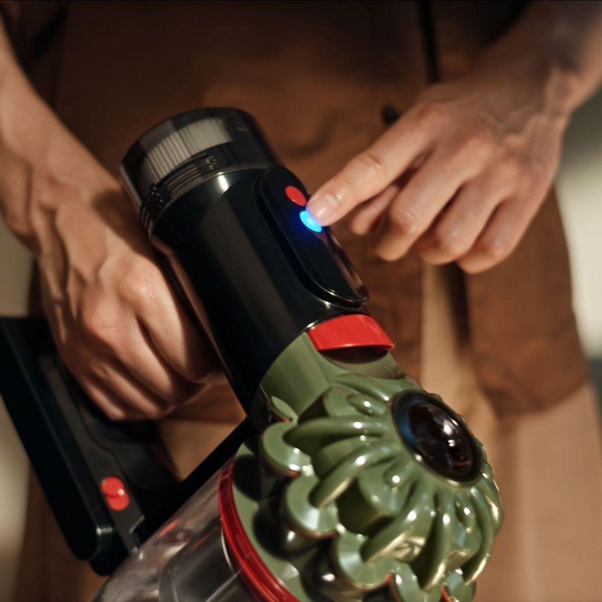 Dyson Aspirateur balai V8 Cyclone