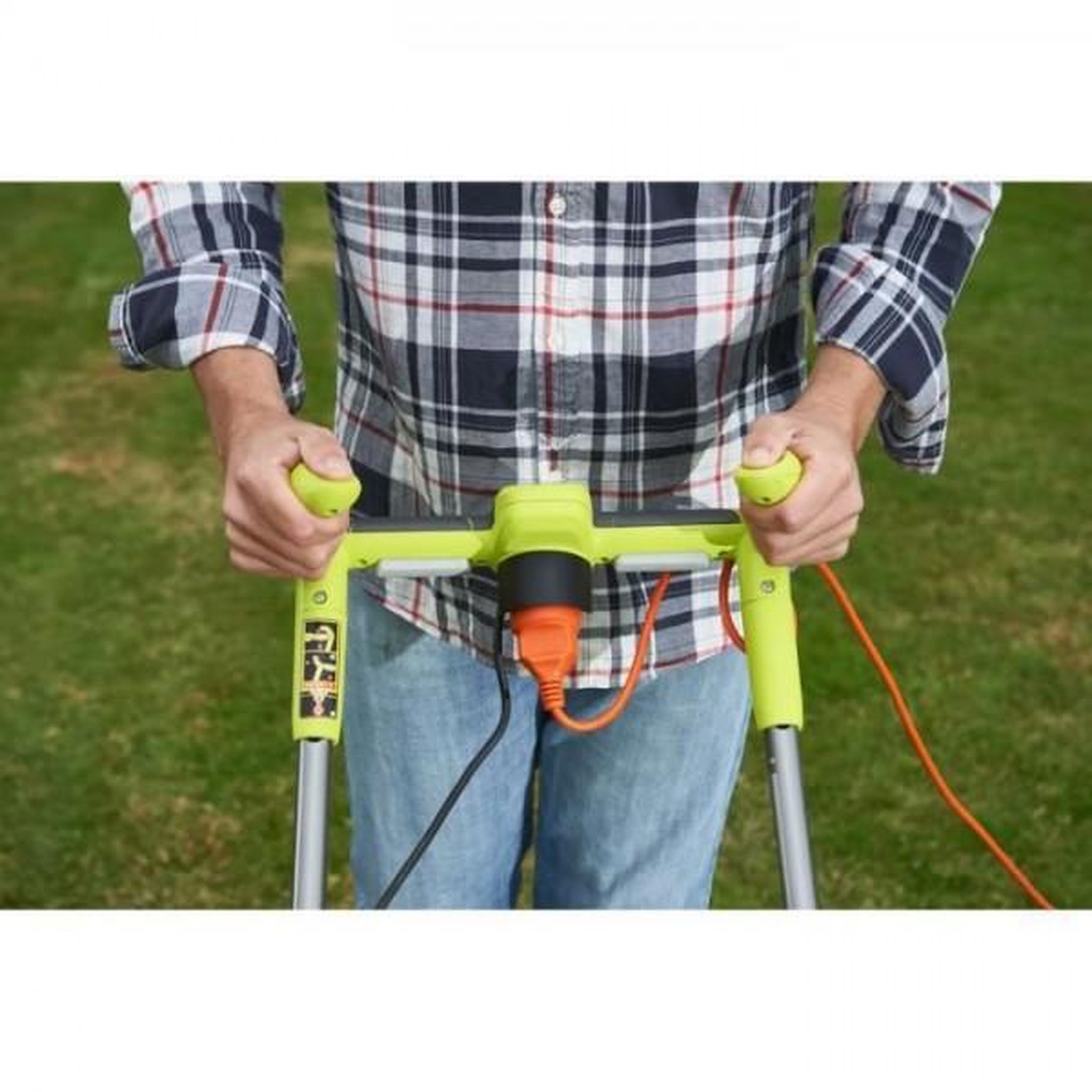 Voir la diapositive 4 : Ryobi Tondeuse a Gazon RYOBI -   1800 W - Ø coupe 40 cm - ramassage et mulching - double poignée Vertebrae™ - RLM18E40H