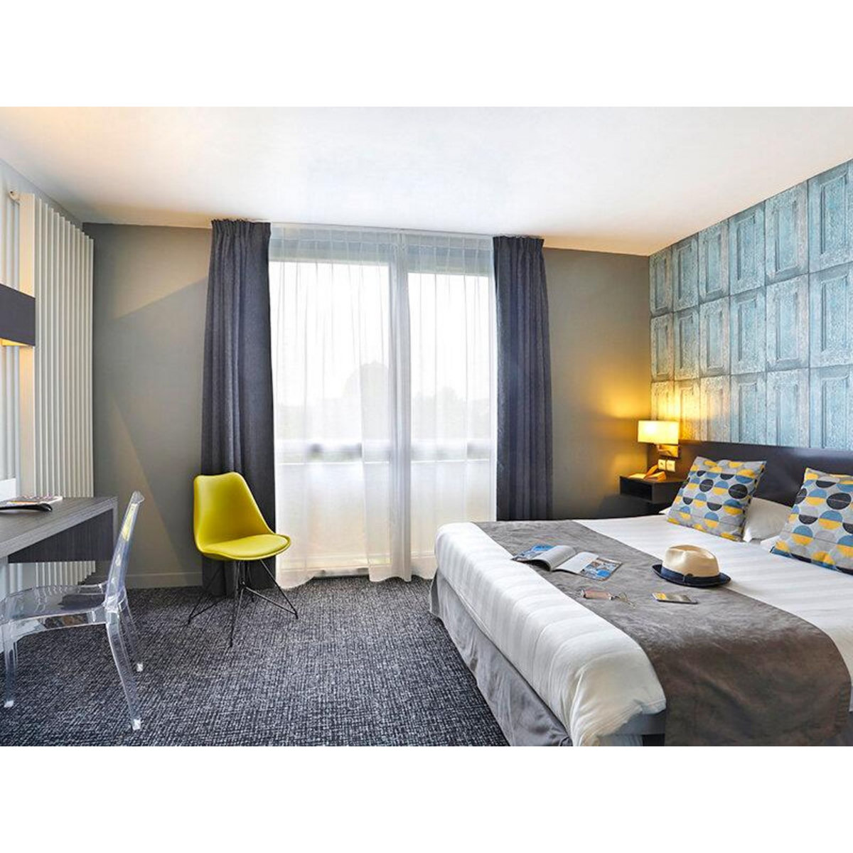 Smartbox Séjour de 2 jours avec accès au spa, soin et champagne près du Mont-Saint-Michel - Coffret Cadeau Séjour