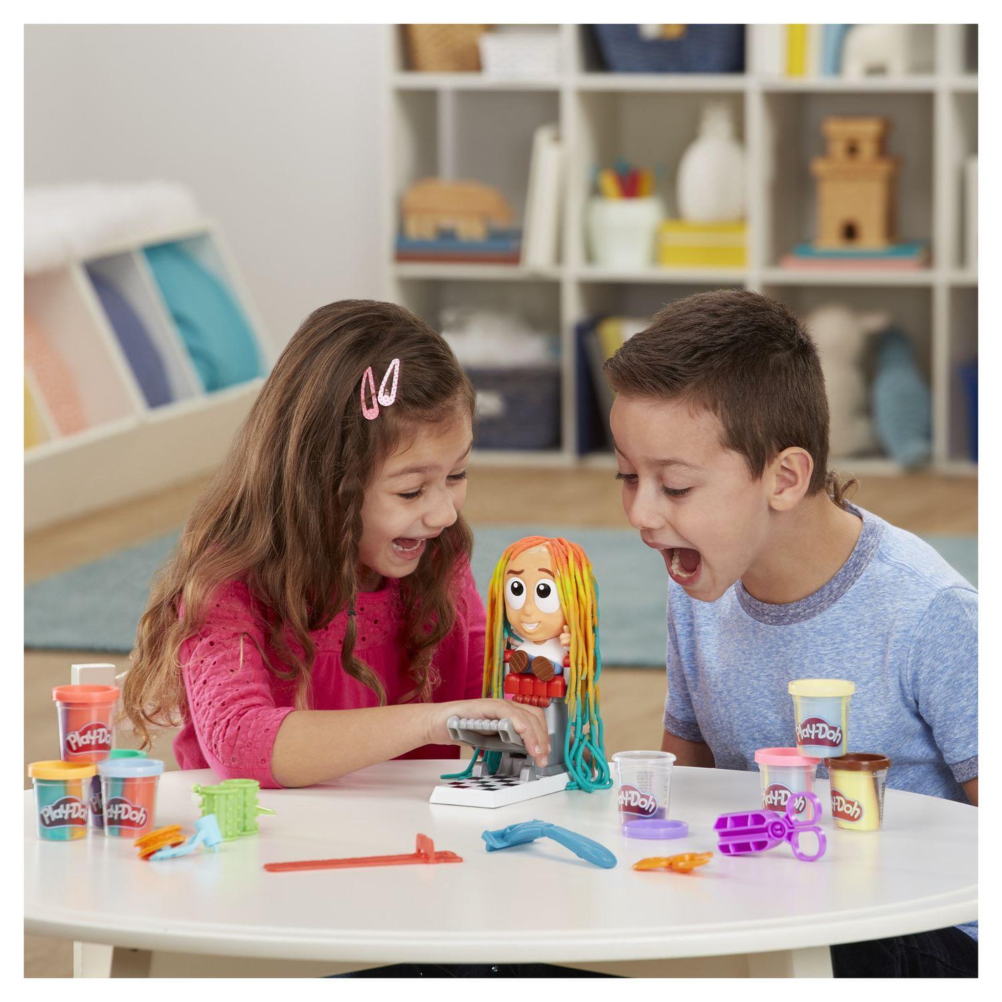 Voir la diapositive 5 : HASBRO Play-Doh salon de coiffure Coiffeur créatif