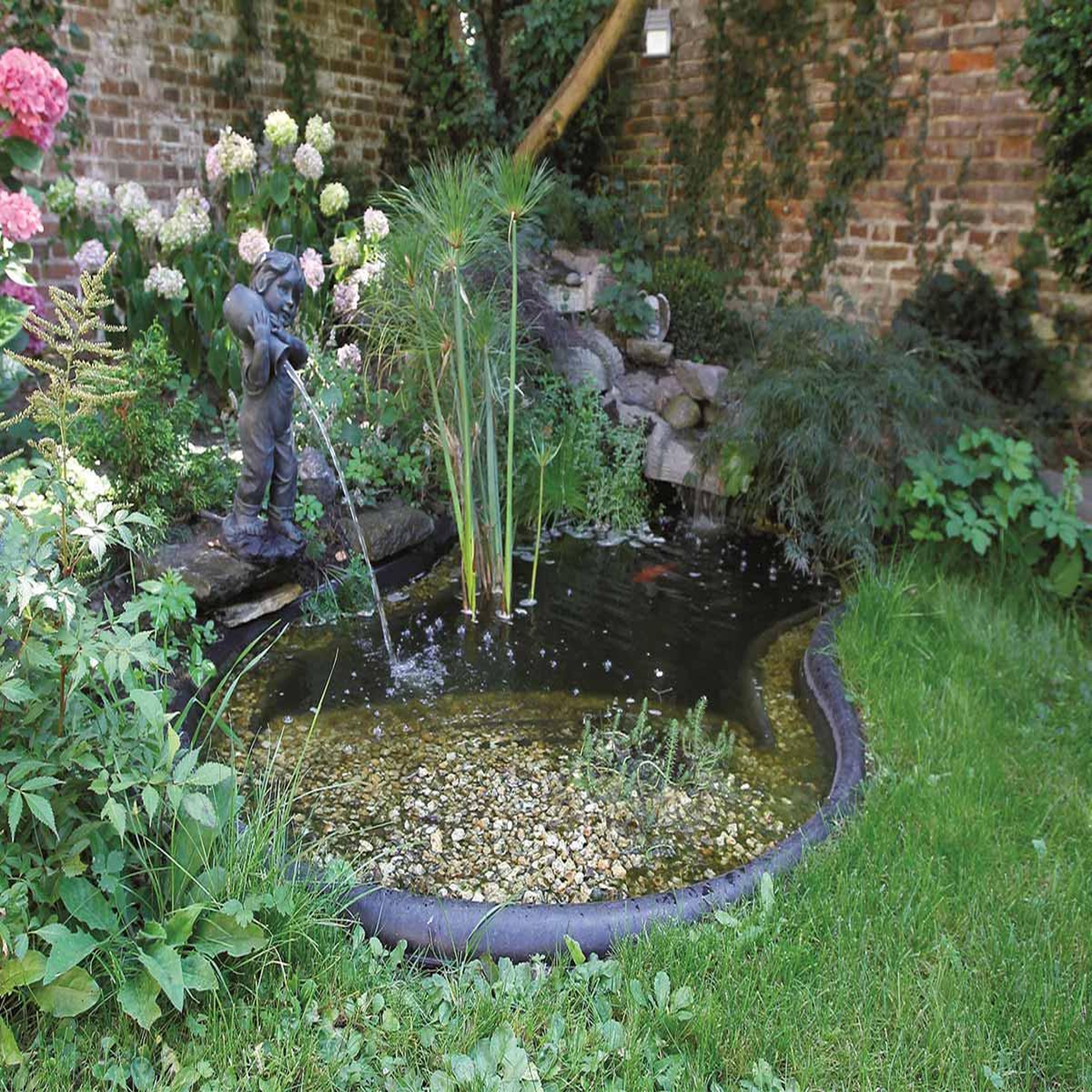 Voir la diapositive 4 : Ubbink Bassin préformé Iris SII - 1,09 m² - 240 L