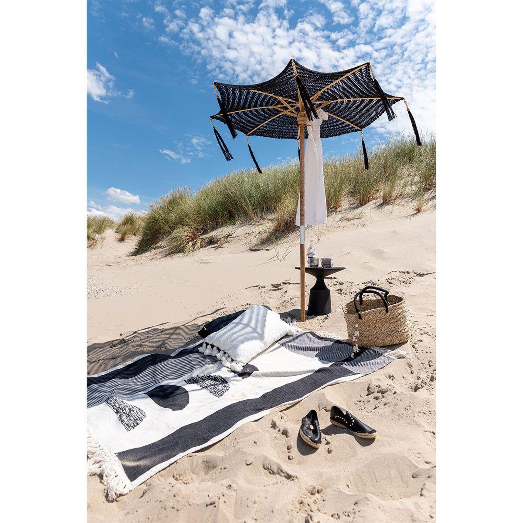 Voir la diapositive 3 : J-LINE Sac de Plage  Coquillages  46cm Naturel & Noir