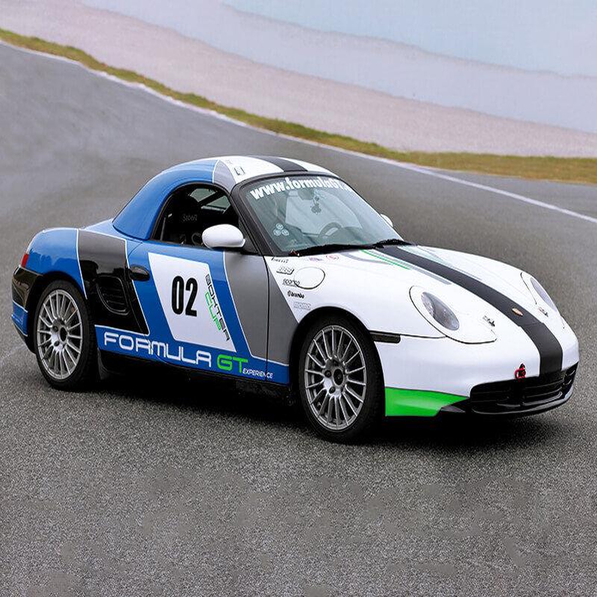 Voir la diapositive 3 : Smartbox Pilotage prestige en porsche jusqu'à 10 tours sur circuit - coffret cadeau sport & aventure
