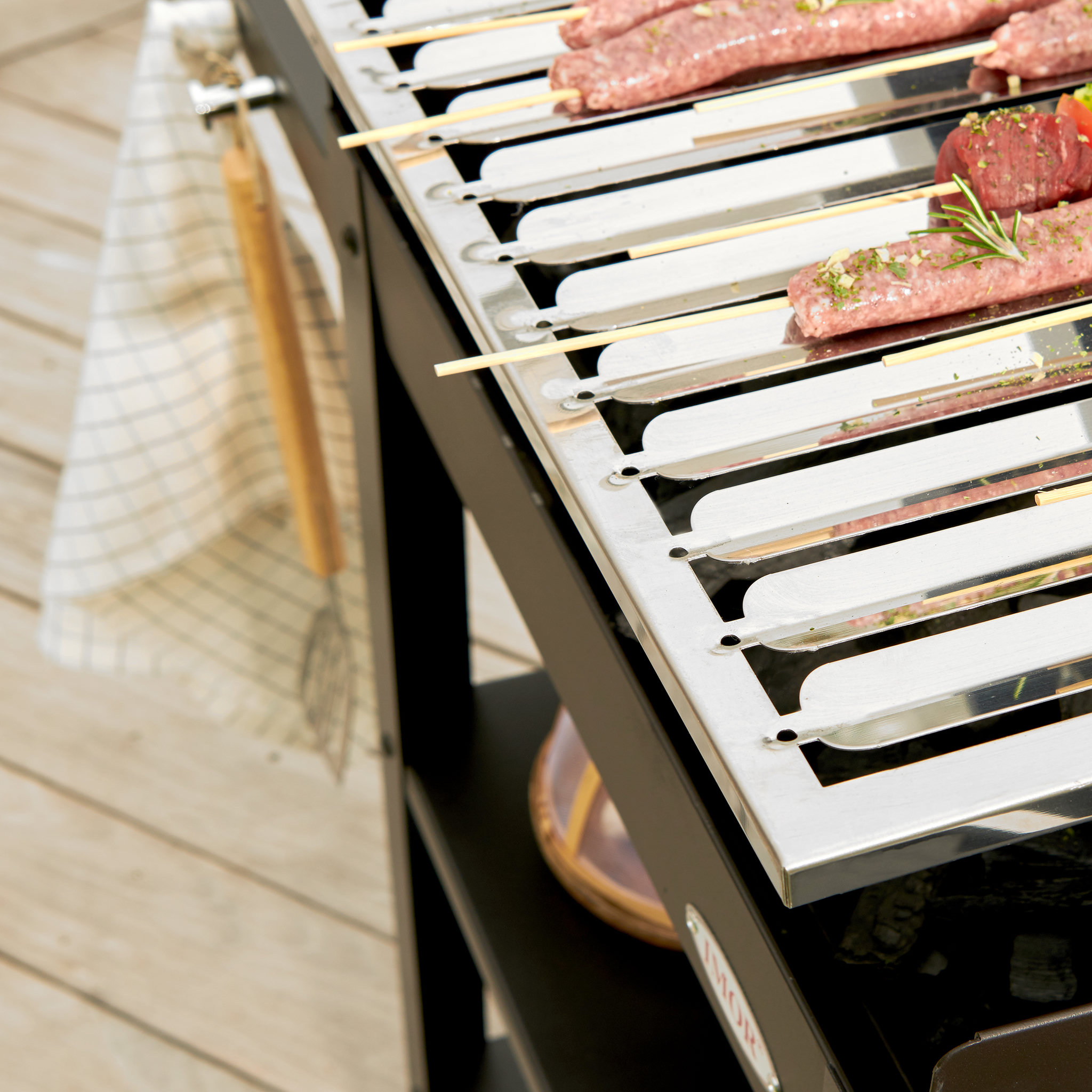 Voir la diapositive 3 : Imor Barbecue charbon de bois en acier ARGENTINO