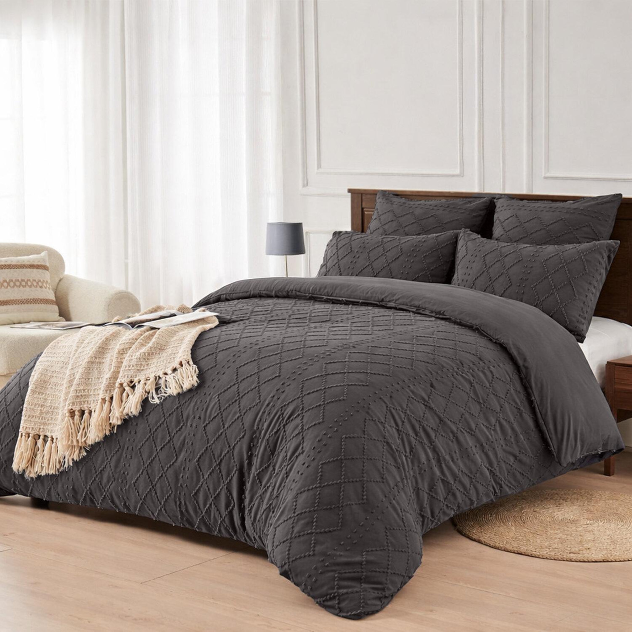 Voir la diapositive 2 : Les Ateliers du Linge Parure housse de couette tufté microfibre - chaga