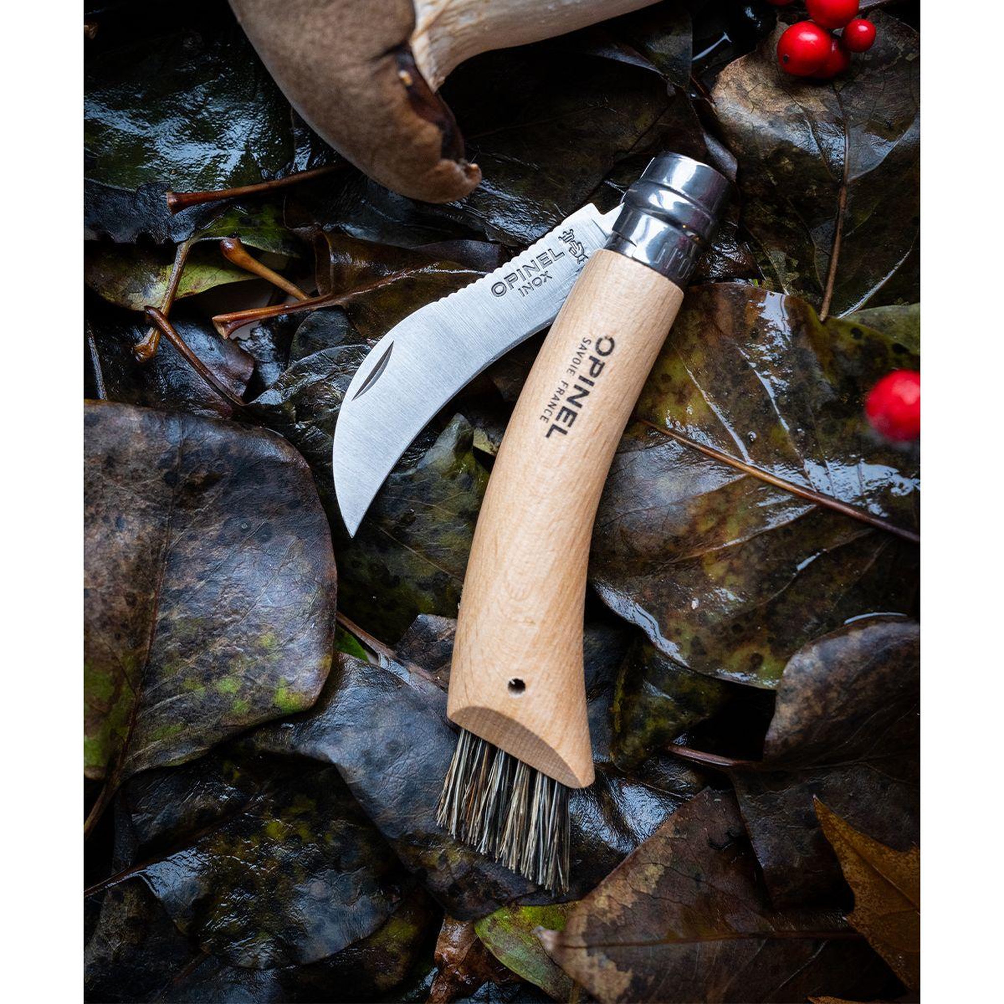 Voir la diapositive 3 : Opinel Couteau d'office Cuisine Nomade champignon