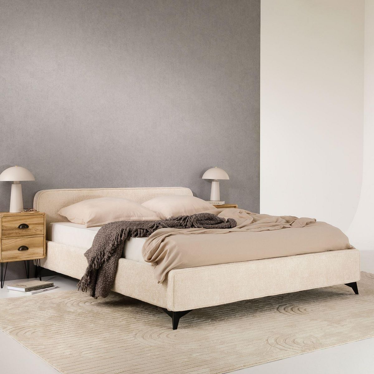 IDIMEX Lit double LEVERDA 140 x 190 cm, revêtement en tissu