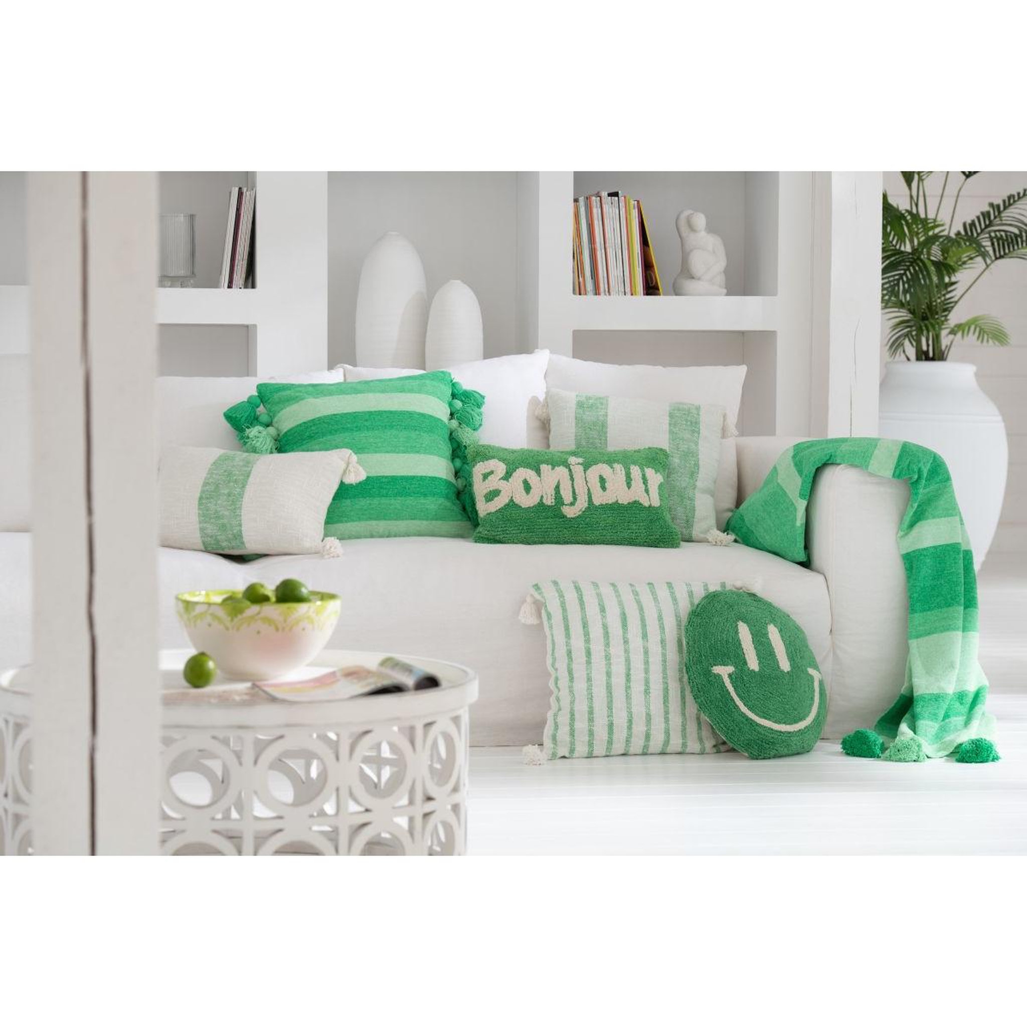 Voir la diapositive 3 : J-LINE Plaid rayé à pompons  polly  130x180cm vert