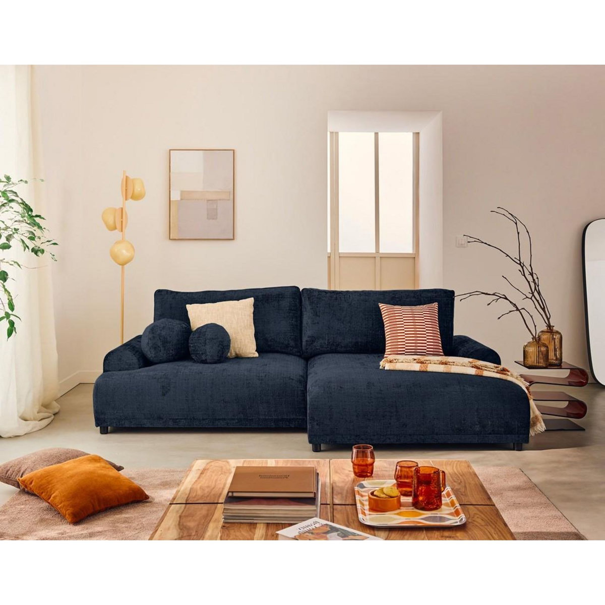 LISA DESIGN Nelly - canapé d'angle droit 4 places convertible avec coffre en velours texturé