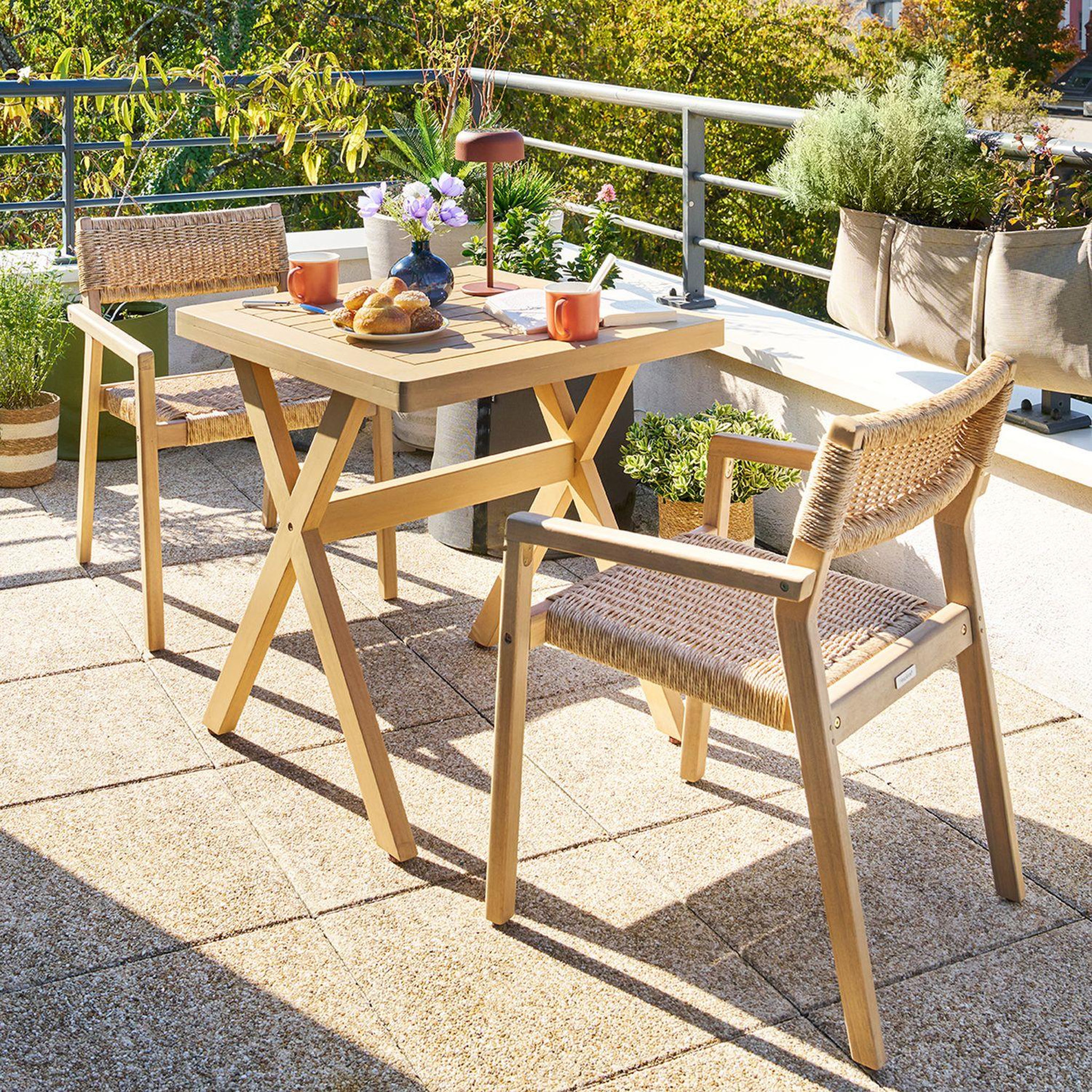 Voir la diapositive 2 : HESPERIDE Table de jardin carrée en bois 2 places XENIA - Beige