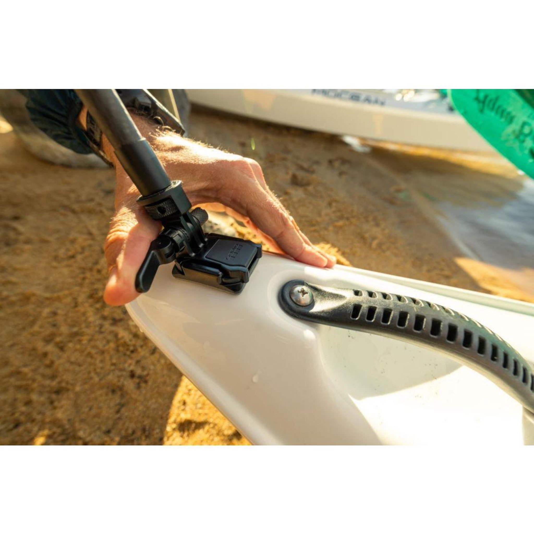 Voir la diapositive 5 : GOPRO Fixation locking mounting buckle