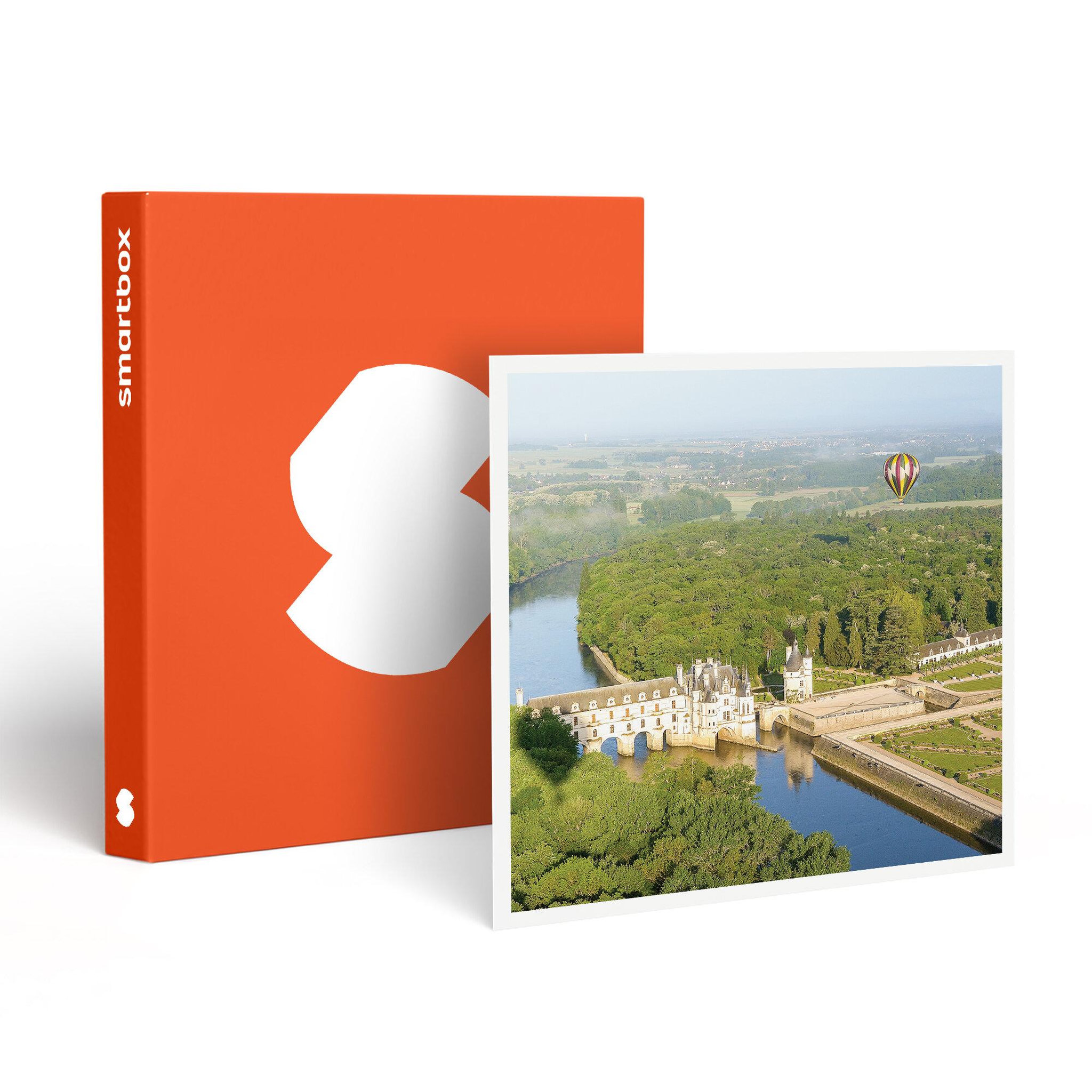 Voir la diapositive 1 : Smartbox Vol en montgolfière au-dessus du château de Chenonceau - Coffret Cadeau Sport & Aventure