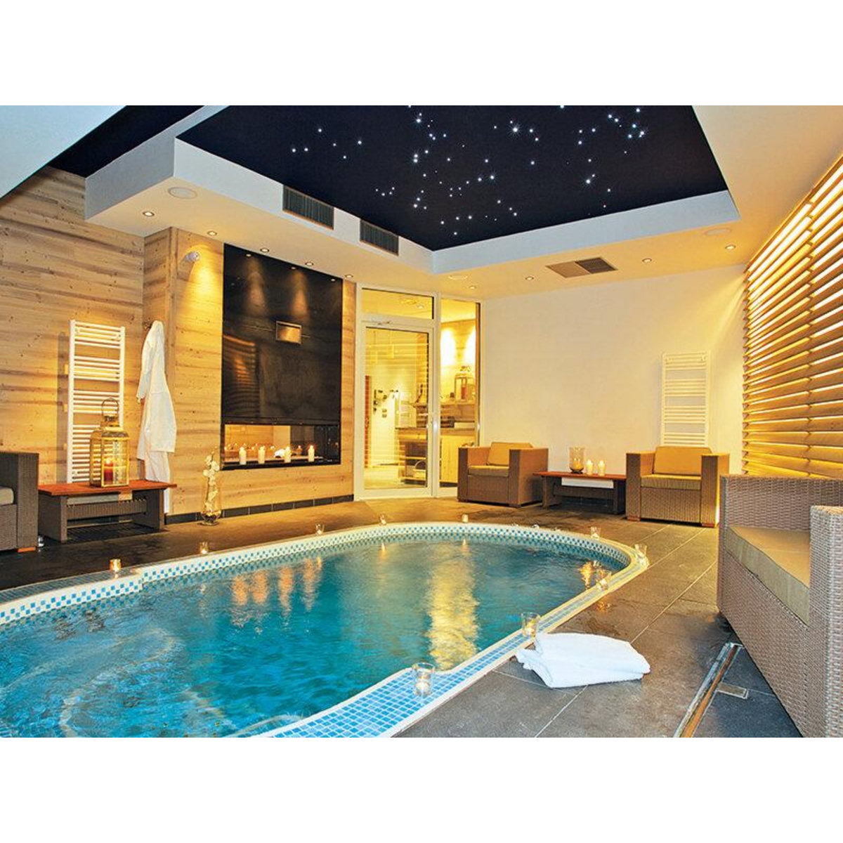 Smartbox Escapade étoilée avec pause relaxante au bain bouillonnant - Coffret Cadeau Séjour