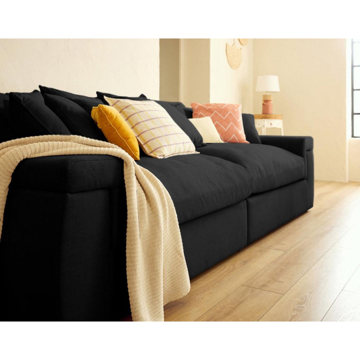 LISA DESIGN Sergio - canapé 4 places - assise profonde - en tissu