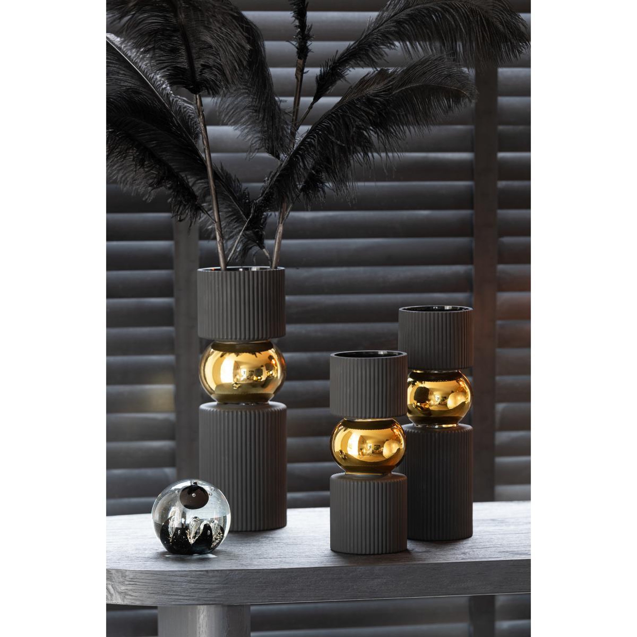 Voir la diapositive 4 : J-LINE Vase Design en Verre  Bonbon  35cm Noir