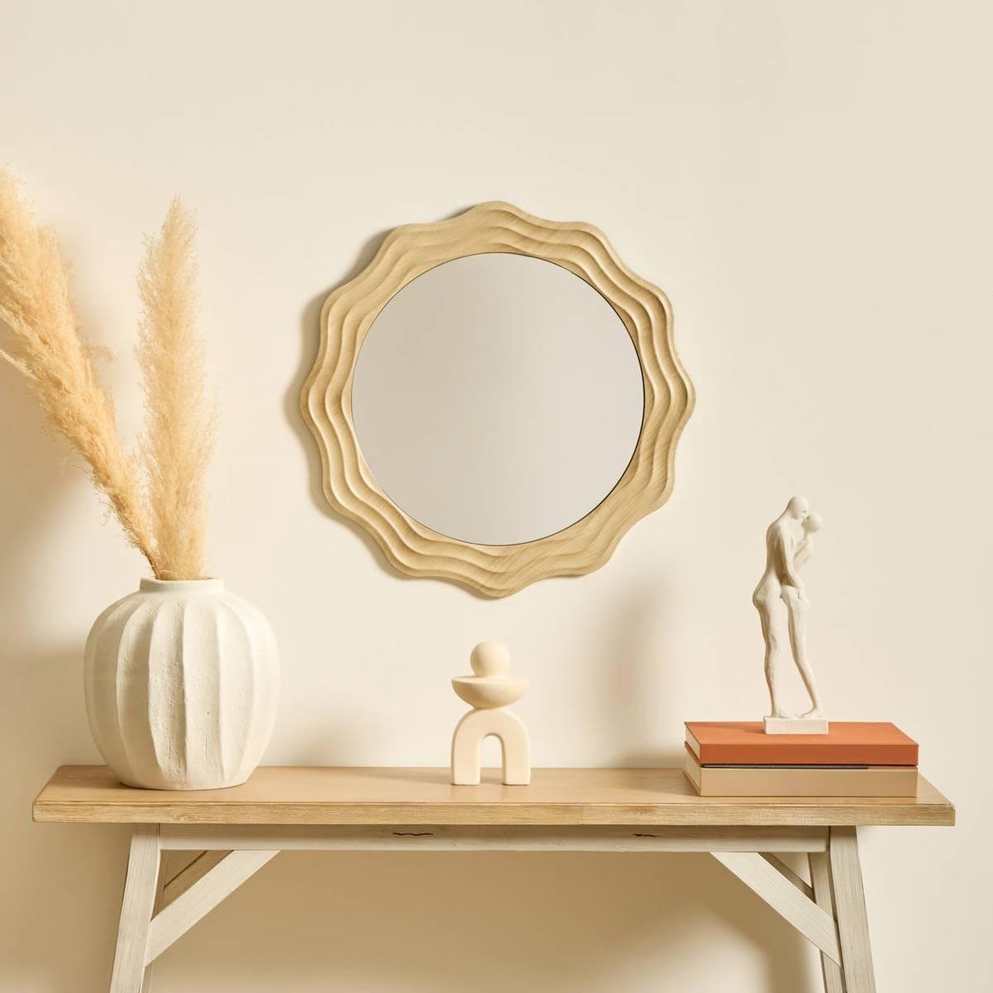 Voir la diapositive 3 : ATMOSPHERA Miroir Design Vague  Charlie  55cm Beige