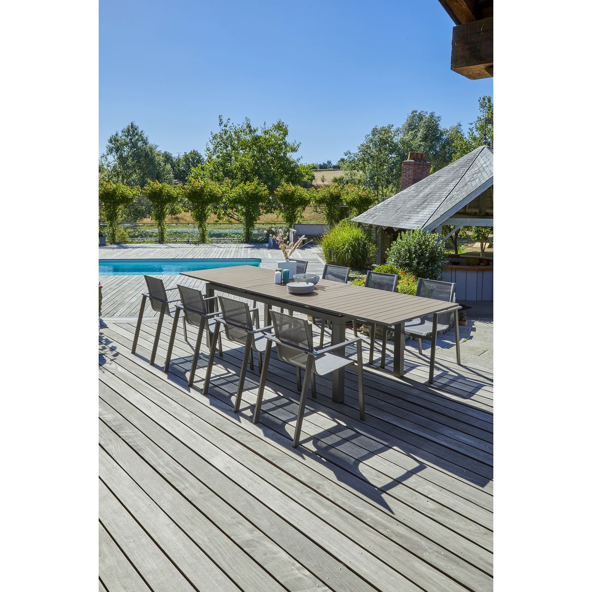 DCB GARDEN Salon de jardin 6 personnes aluminium sable ZAHARA