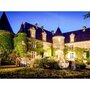 Voir la diapositive 4 : Smartbox Séjour de 3 jours dans un château en chambre supérieure avec dîner près de Périgeux - Coffret Cadeau Séjour