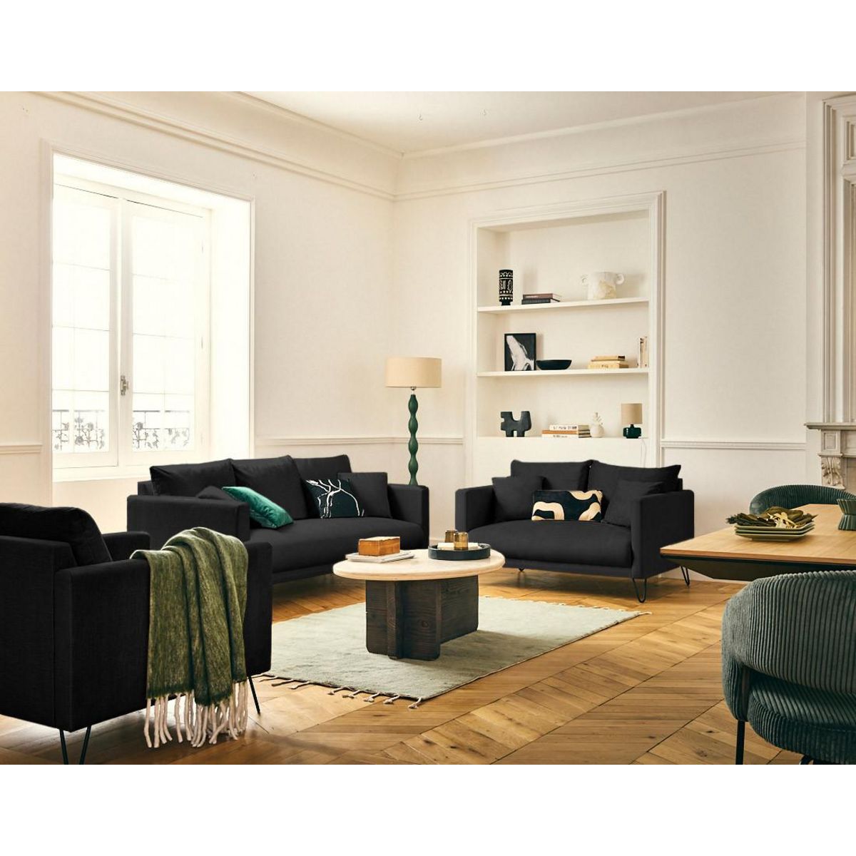 LISA DESIGN Ostrava - canapé droit 2 places en velours pieds en épingle