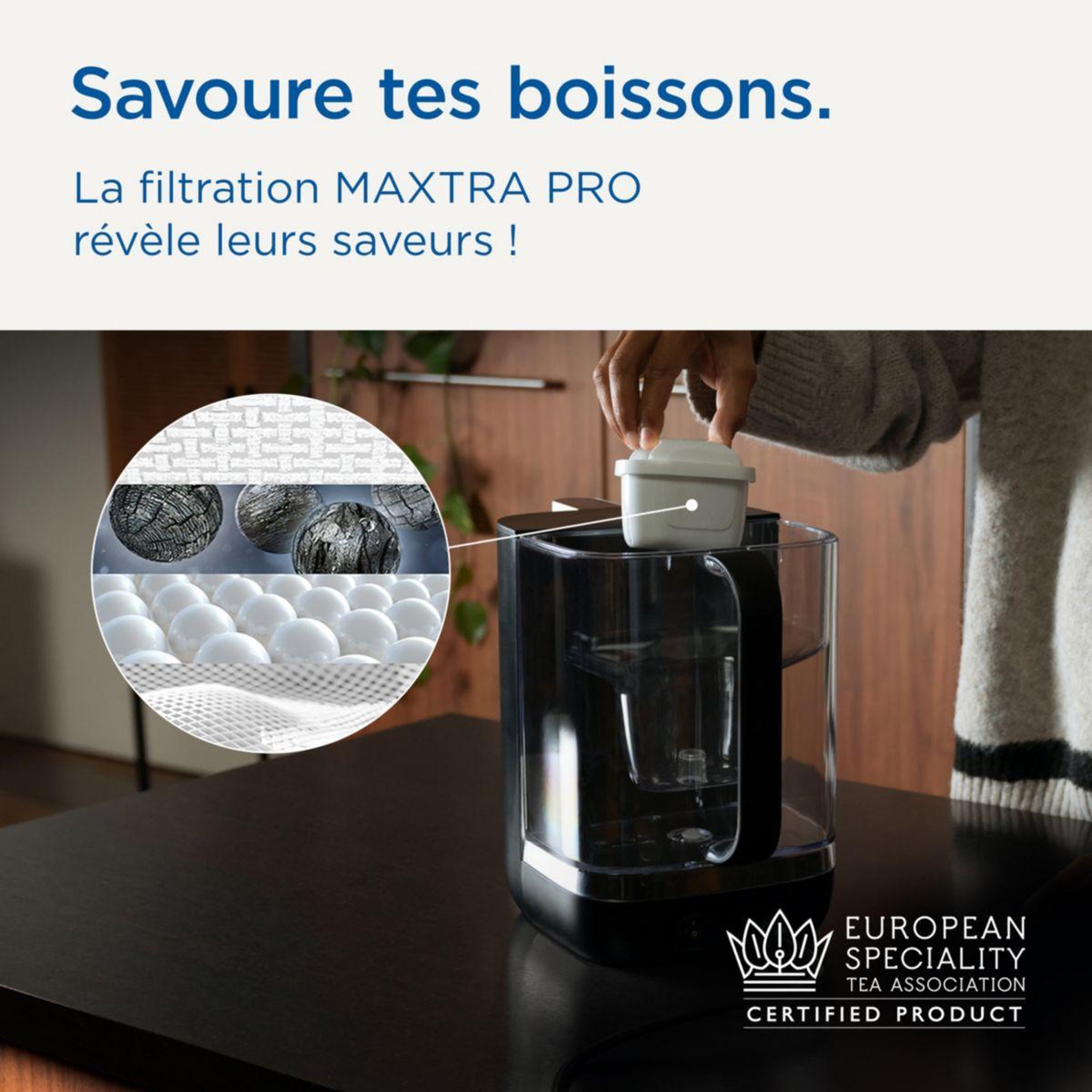 Voir la diapositive 3 : Brita Fontaine à eau CUBE (4.0 L) technologie UV-C + 1 filtre à eau MAXTRA PRO Expert anti-tartre