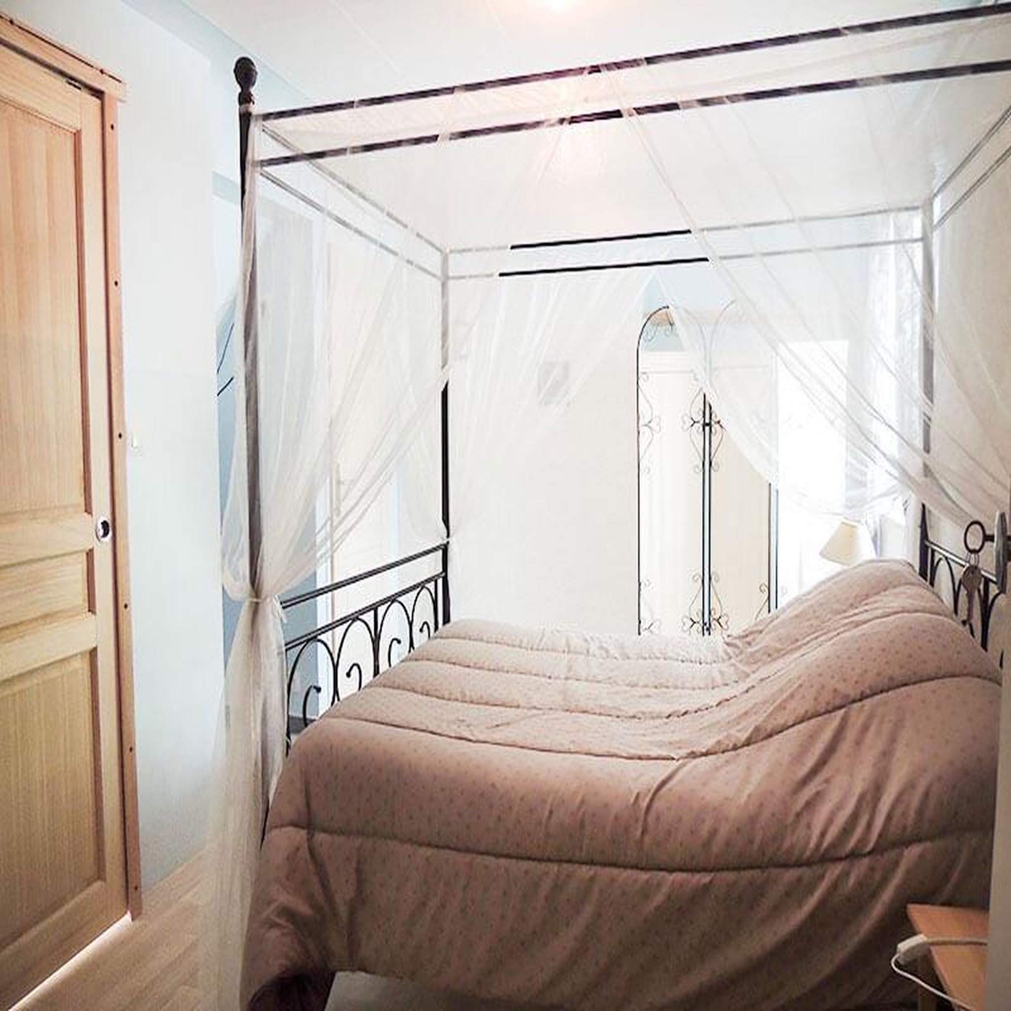 Voir la diapositive 2 : Smartbox Charmante escapade de 2 nuits pour un duo romantique - coffret cadeau séjour
