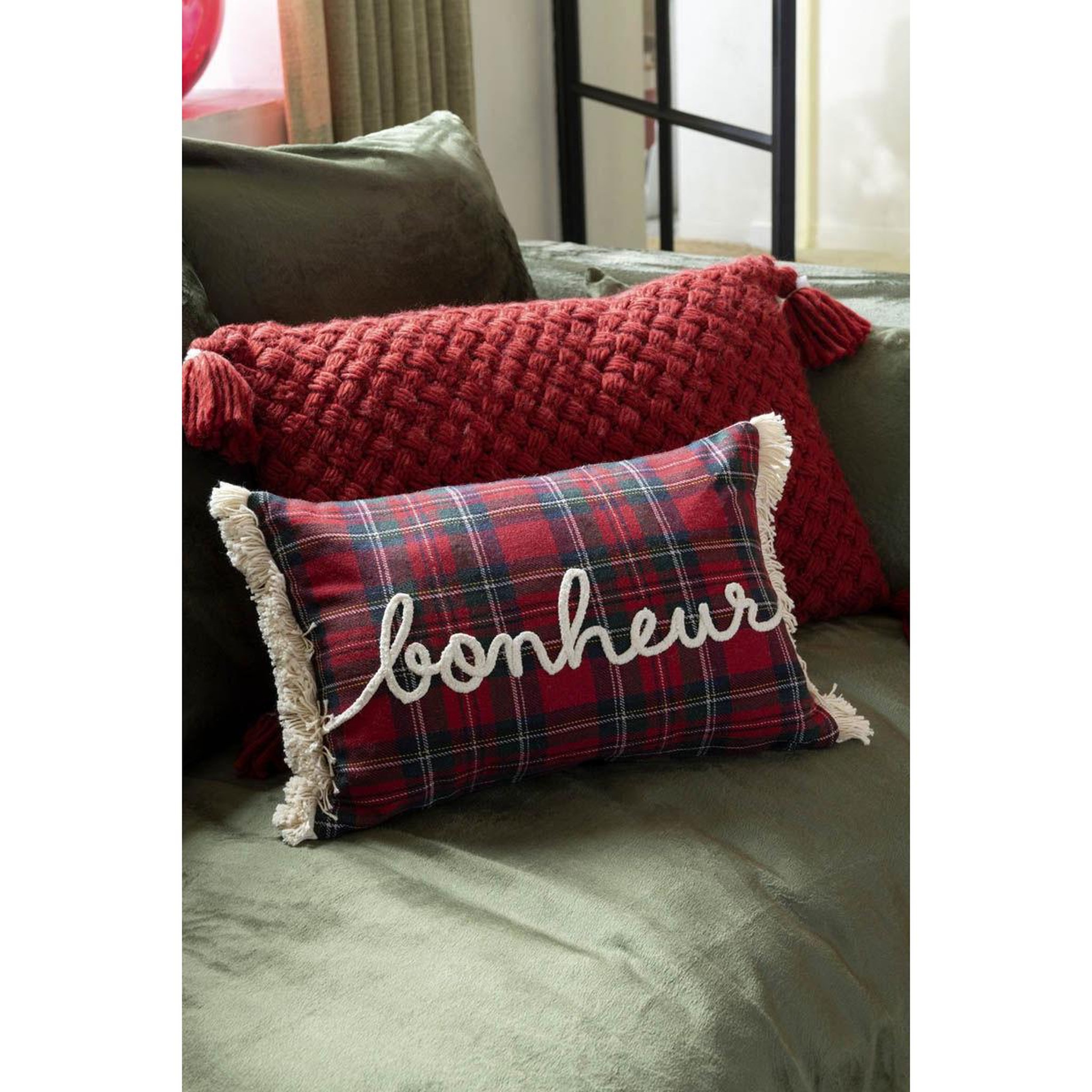 Voir la diapositive 6 : J-LINE Coussin déco à carreaux  bonheur  30x45cm rouge