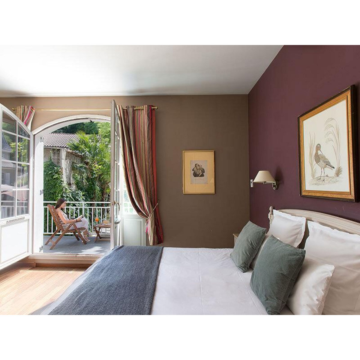 Smartbox Séjour gourmand et détente aux portes de Grenoble : 2 jours en château avec dîner et 2h au spa - Coffret Cadeau Séjour