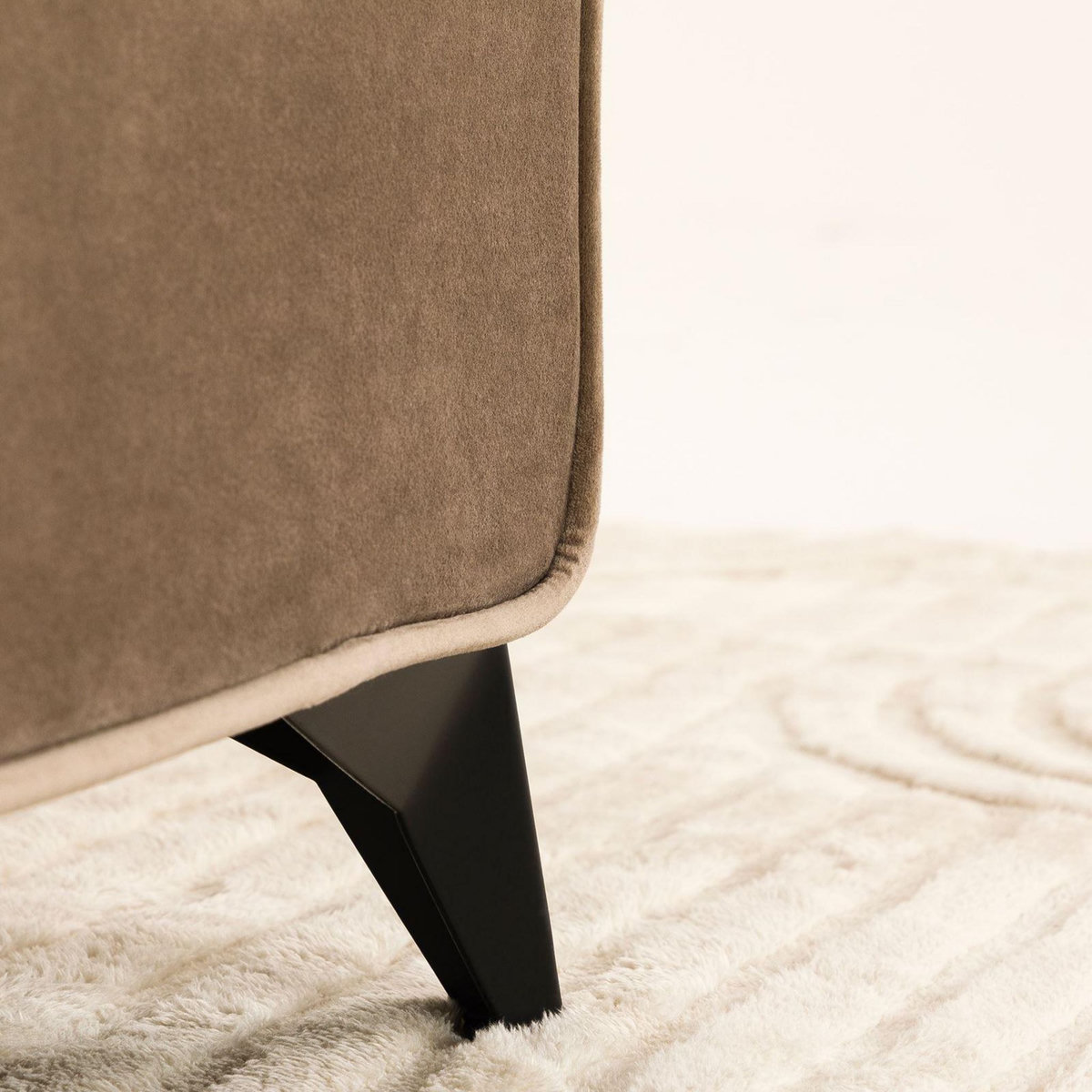 IDIMEX Lit double RAVELLO 140 x 190 cm, revêtement en tissu