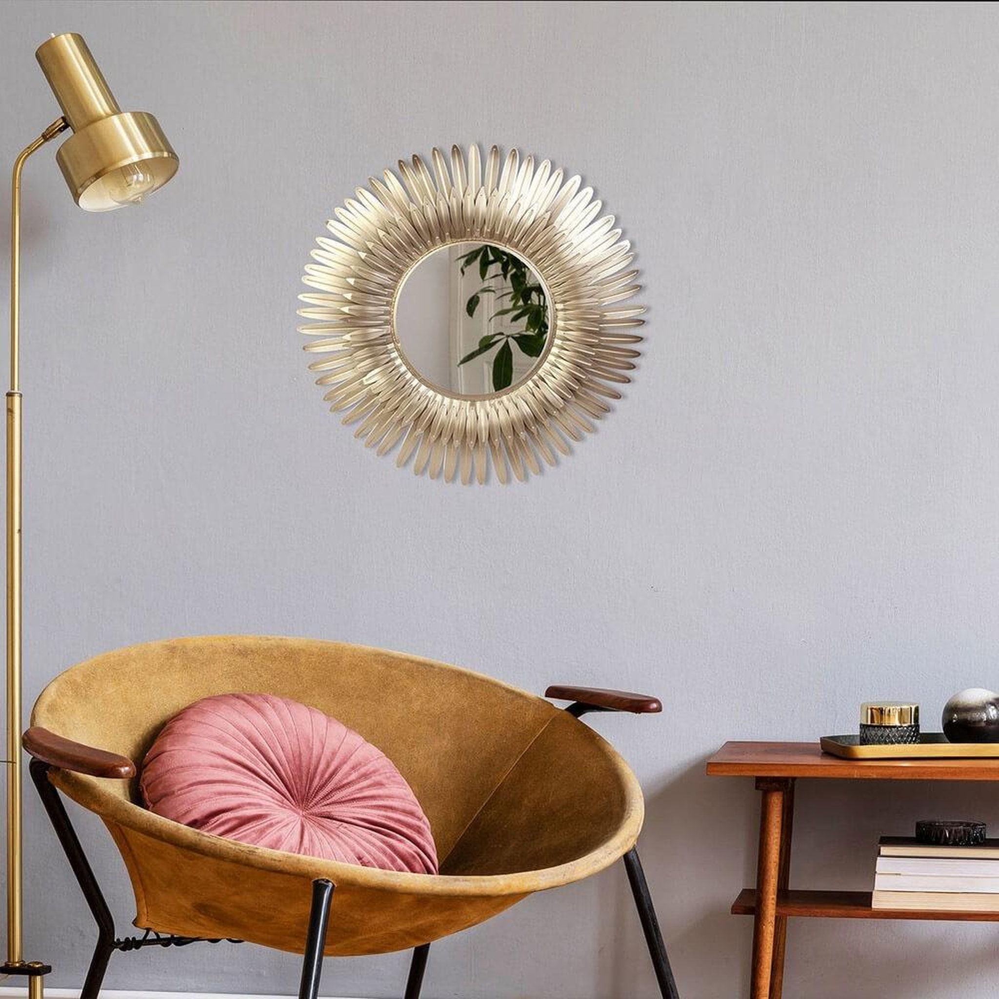 Voir la diapositive 4 : The Home Deco Factory Miroir plumes dorées D53