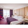 Voir la diapositive 2 : Smartbox Séjour thalasso : 2 jours en hôtel 4* avec spa, hydromassage et dîner près de Saint-Brieuc - Coffret Cadeau Séjour