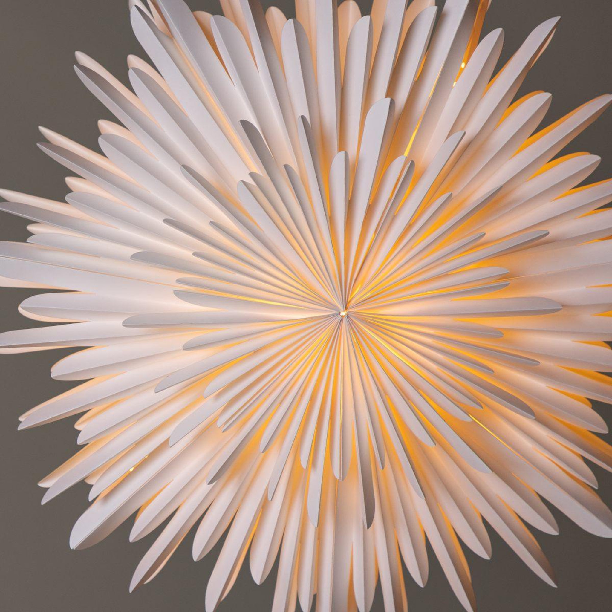 Voir la diapositive 6 : Paris Prix Lampe suspension design  selen  60cm blanc