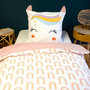 Voir la diapositive 6 : COTE DECO Parure de lit enfant Licorne avec oreilles rembourrées - 100% coton 57 fils/cm² - 140 x 200 cm