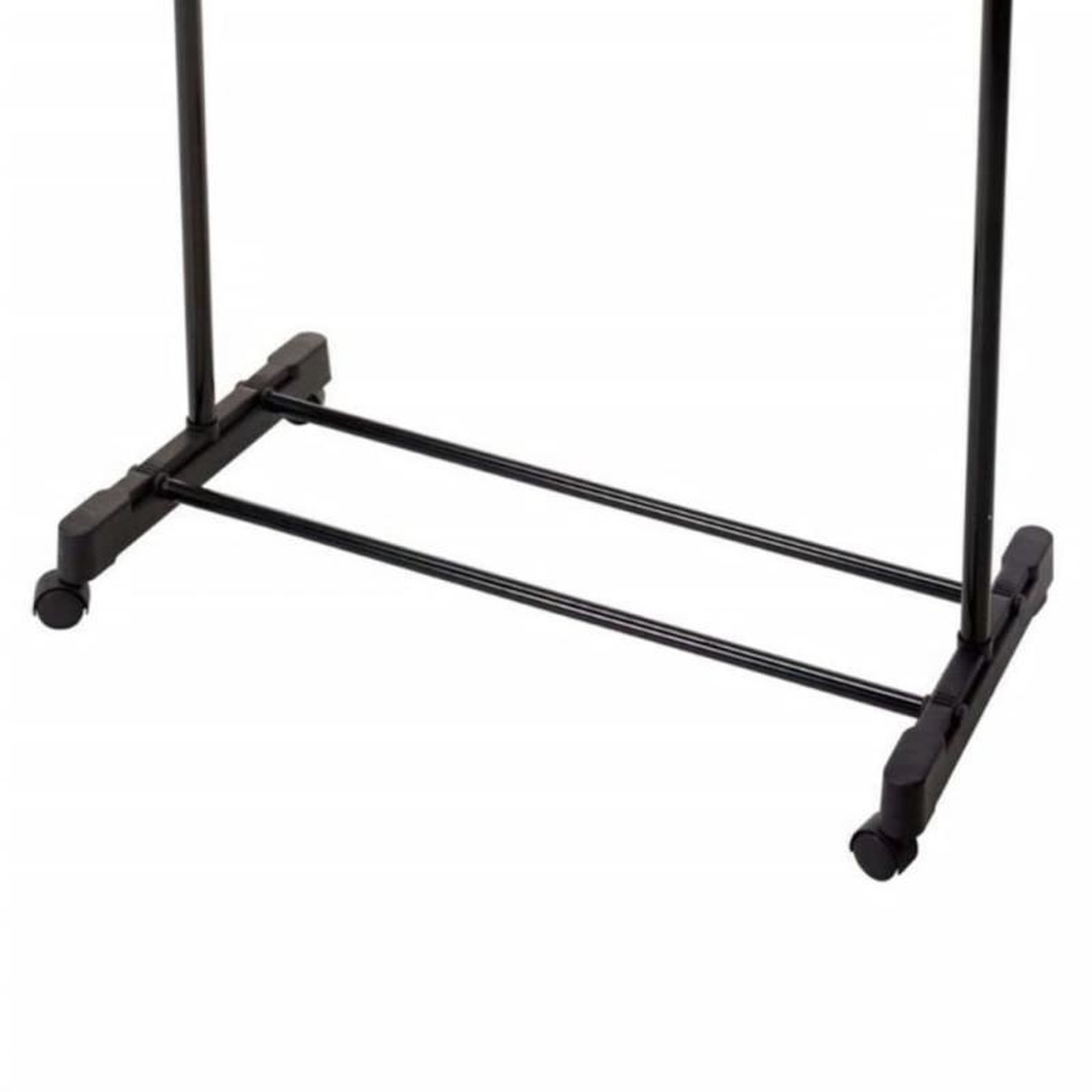 Voir la diapositive 4 : Storage solutions Storage solutions Penderie réglable sur roulettes 80x42x(90 165) cm