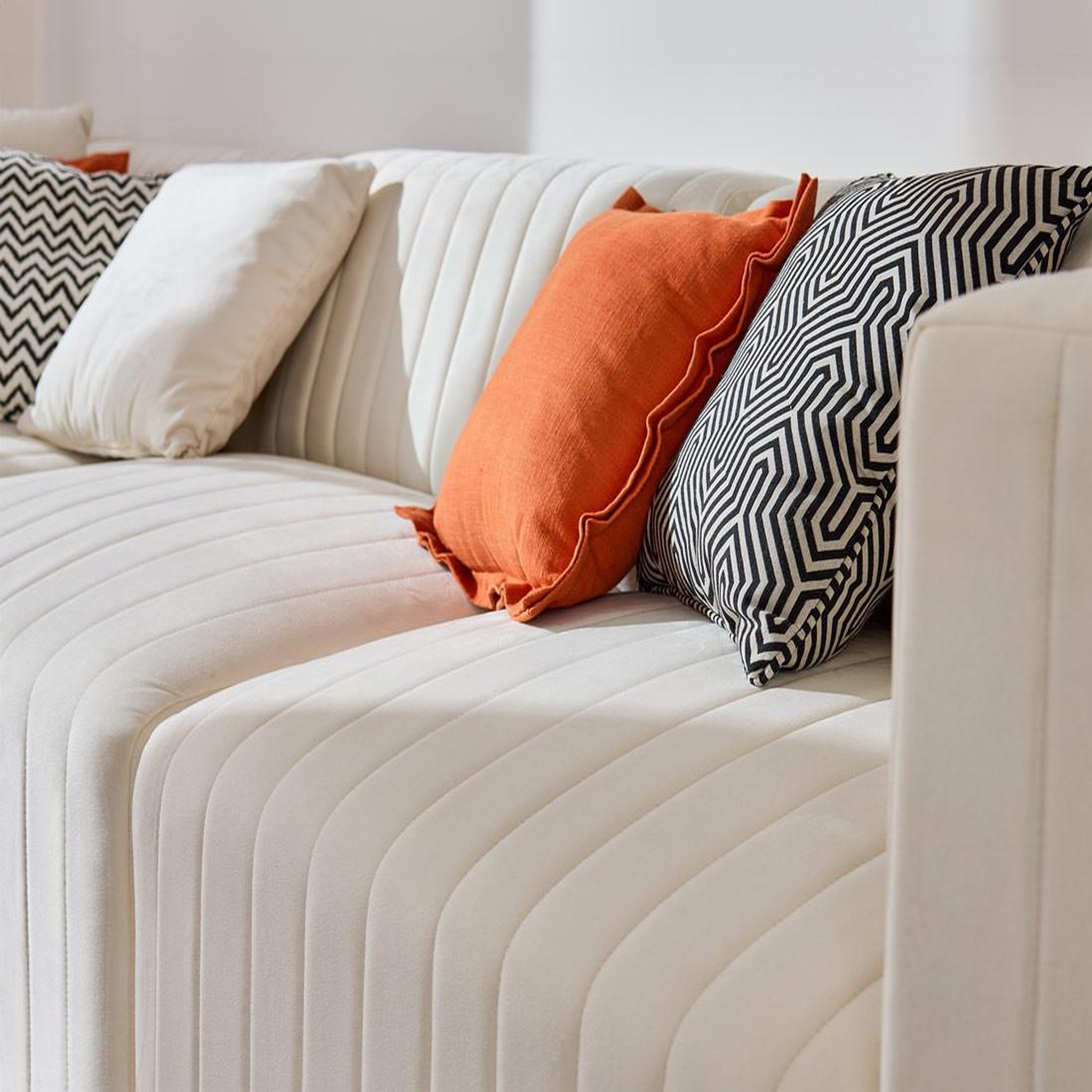 Voir la diapositive 4 : BEST MOBILIER Nova - canapé modulable 3 places - en velours