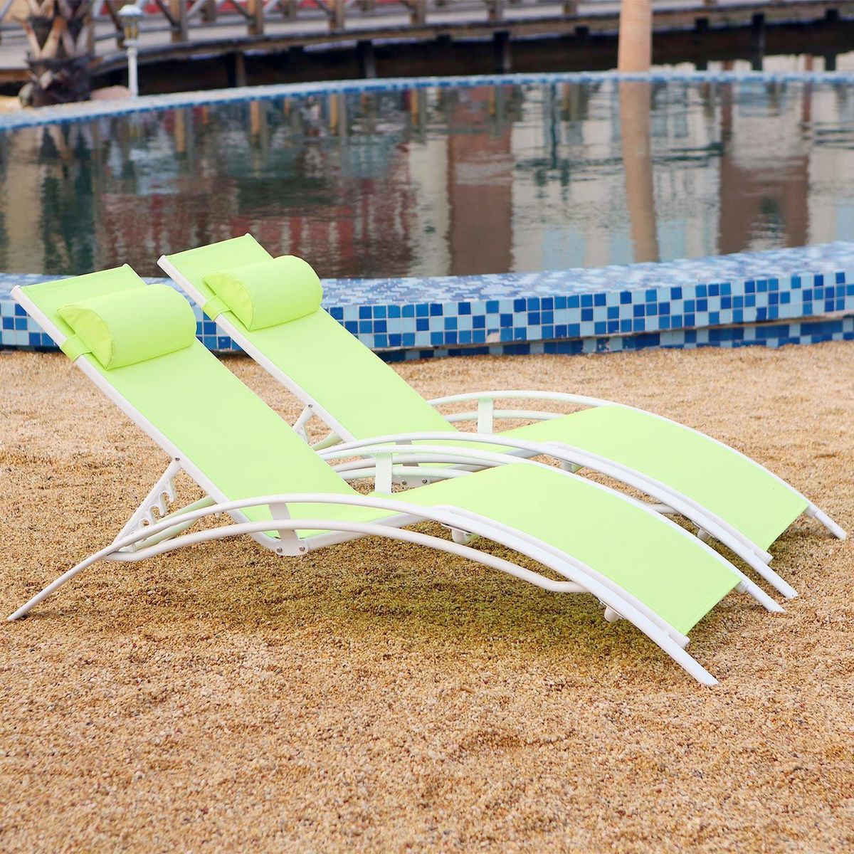 CONCEPT USINE Lot de 2 transats empilables et ajustables en alu vert-blanc BAHIA