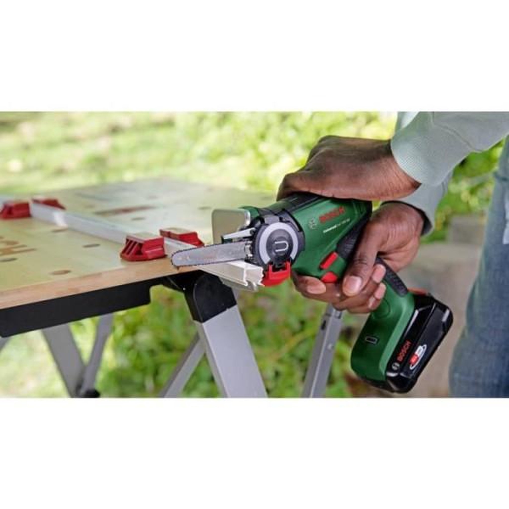 Voir la diapositive 3 : BOSCH Scie nanoblade sans fil universalcut 18v-65 set