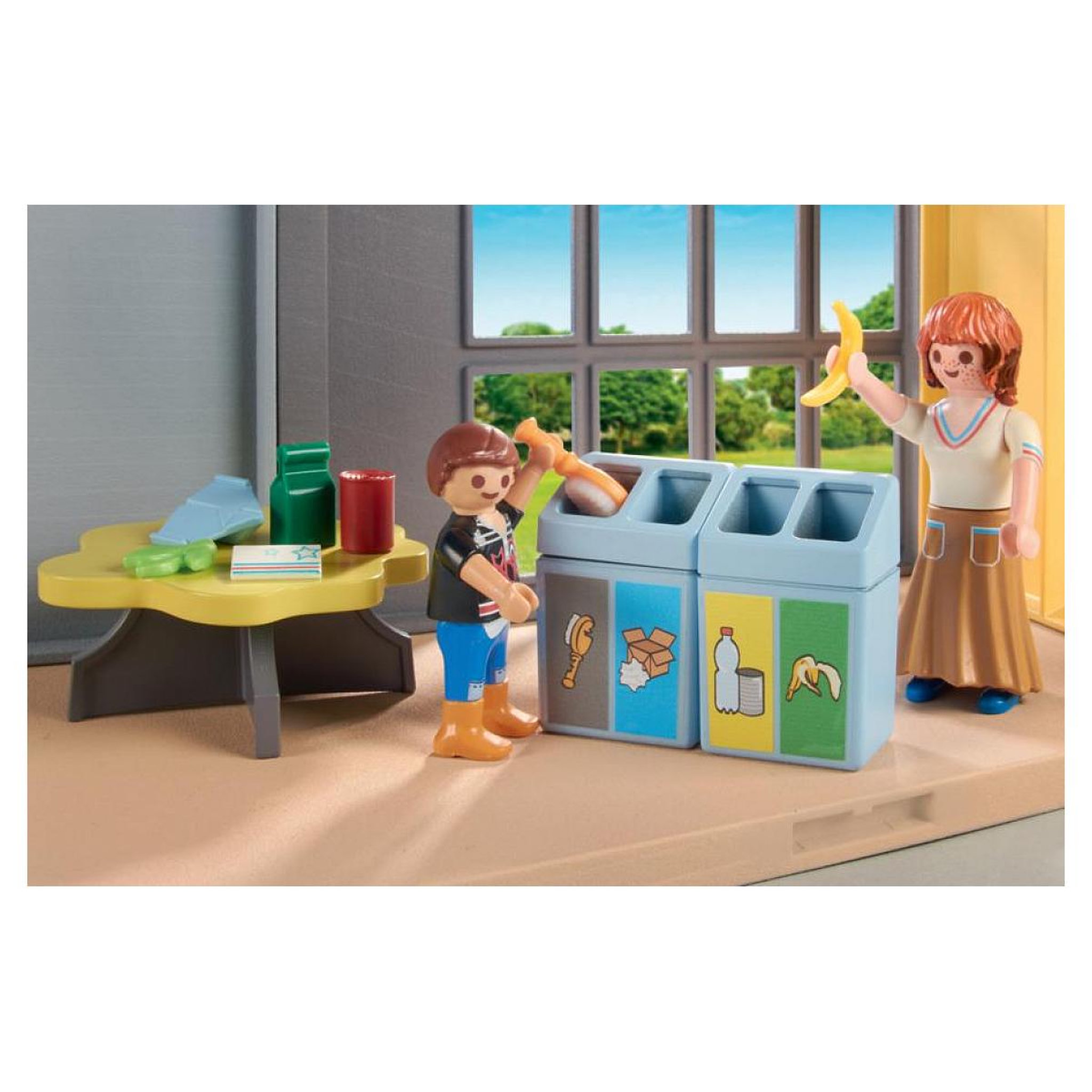 Voir la diapositive 4 : PLAYMOBIL 71331 Classe éducative sur l'écologie