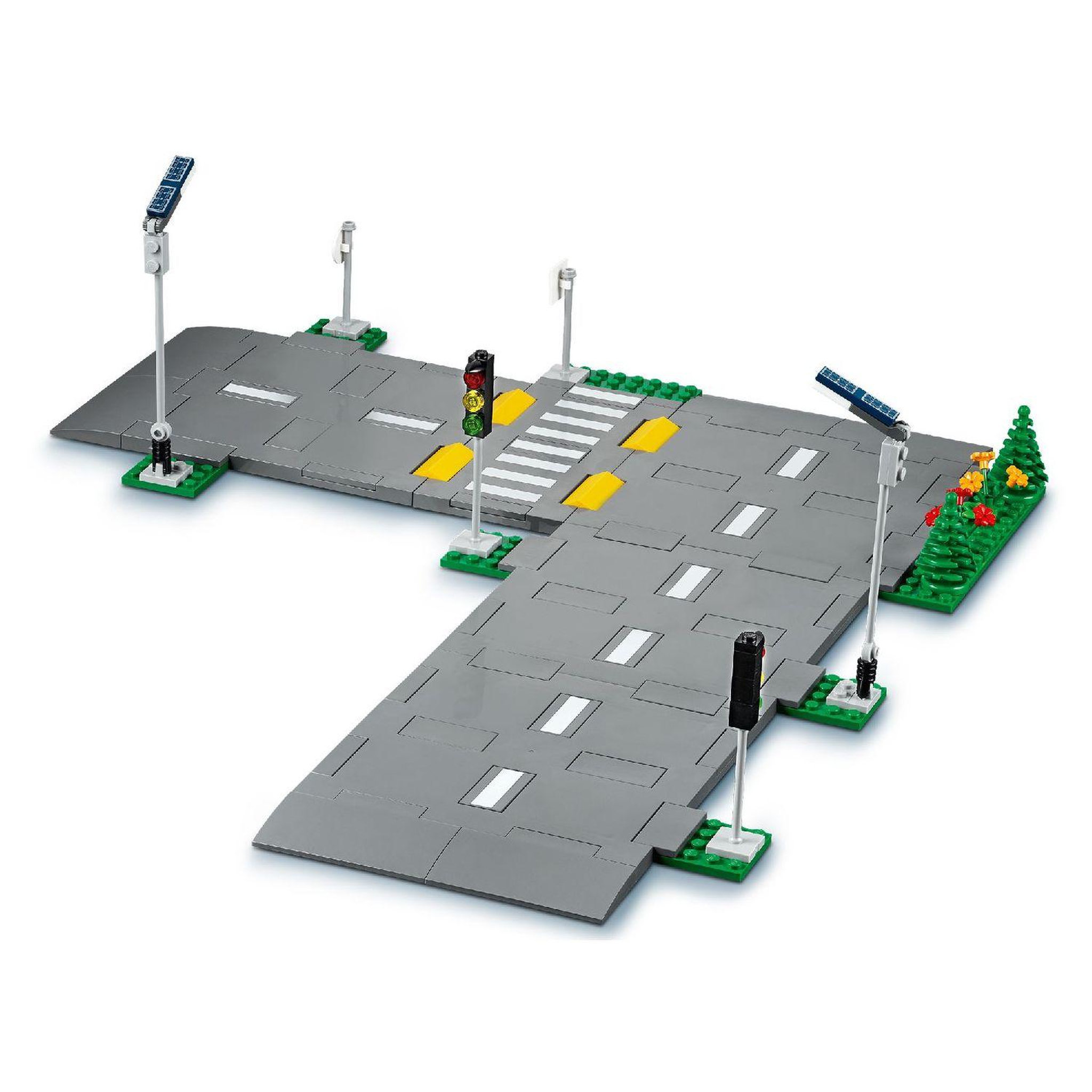 Voir la diapositive 6 : LEGO City 60304 - Intersection à assembler